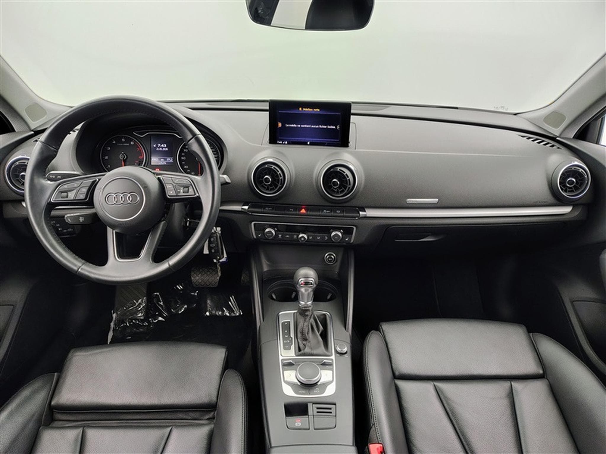 Audi A3 30 TFSI S tronic  Cuir / Navi / Led / PDC av+ar (2019) - Photo 8
