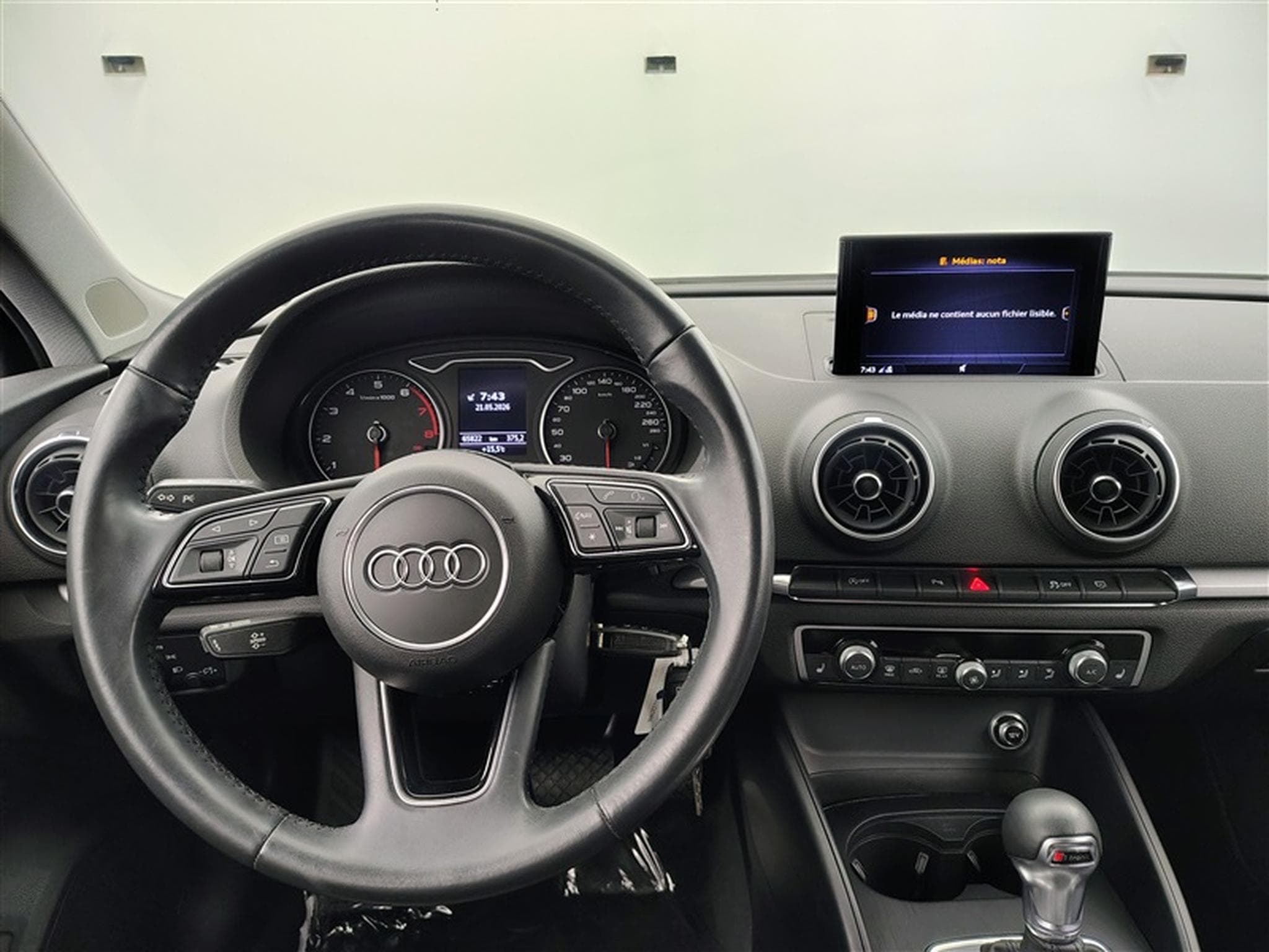 Audi A3 30 TFSI S tronic  Cuir / Navi / Led / PDC av+ar (2019) - Photo 9