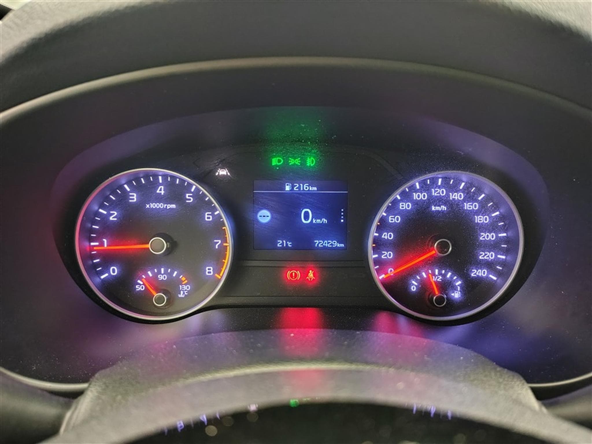 Kia Sportage 1.6i More NAVI / CAMERA / KEYLESS (2019) - Foto 10