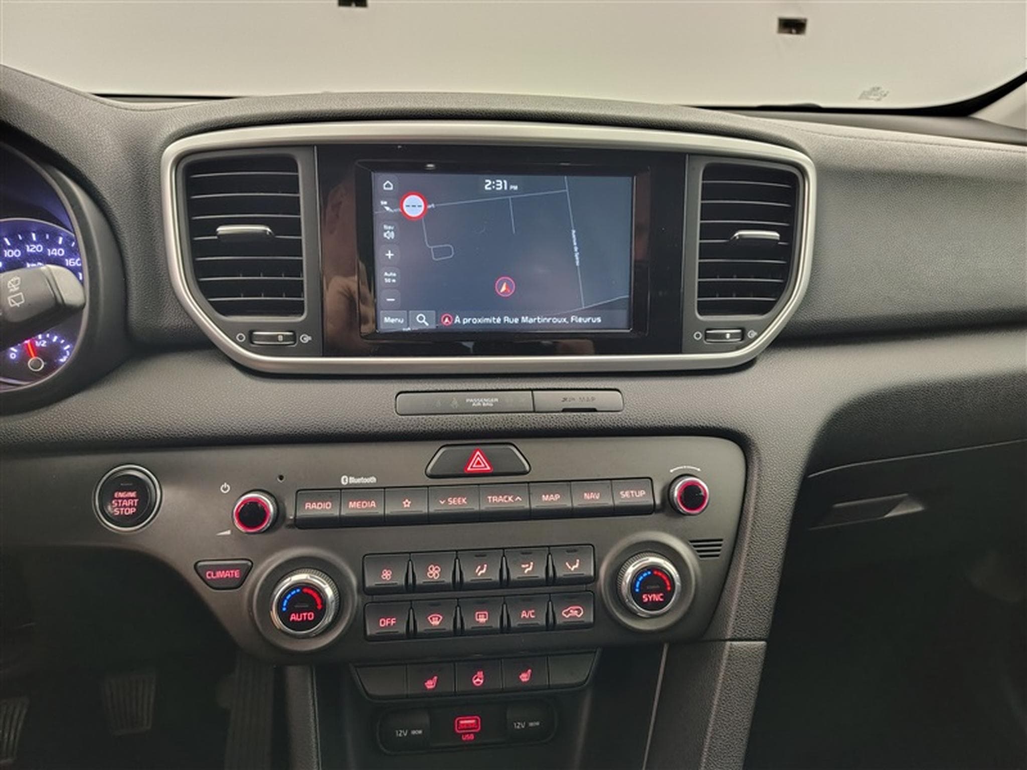 Kia Sportage 1.6i More NAVI / CAMERA / KEYLESS (2019) - Foto 11