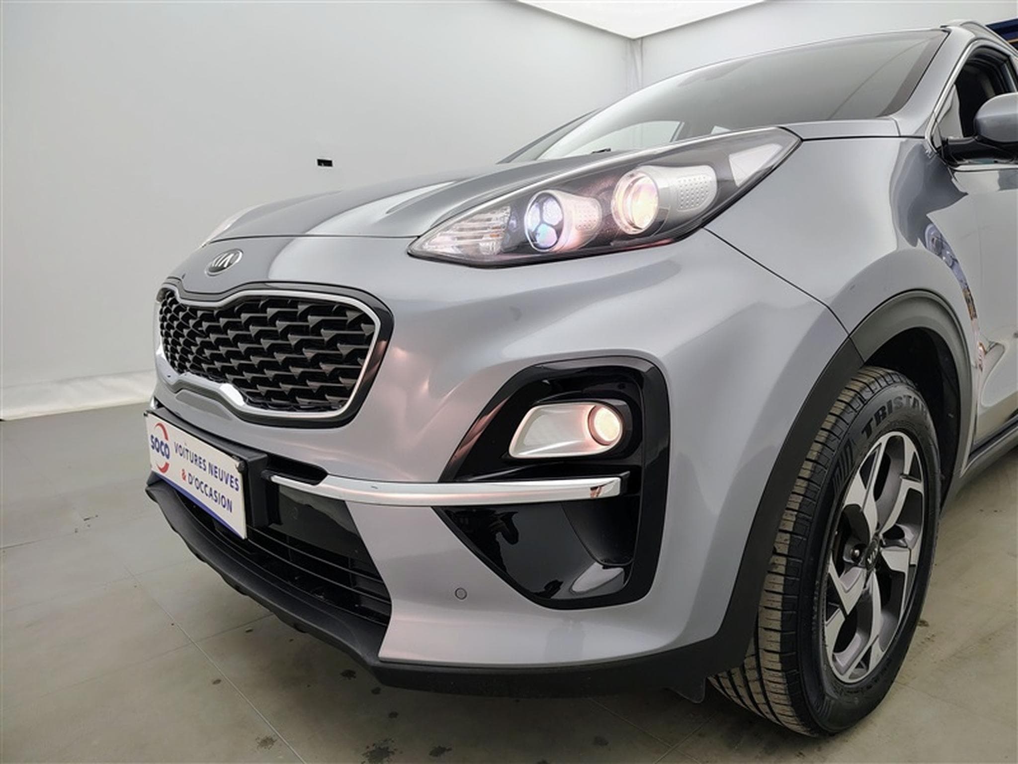 Kia Sportage 1.6i More NAVI / CAMERA / KEYLESS (2019) - Foto 15