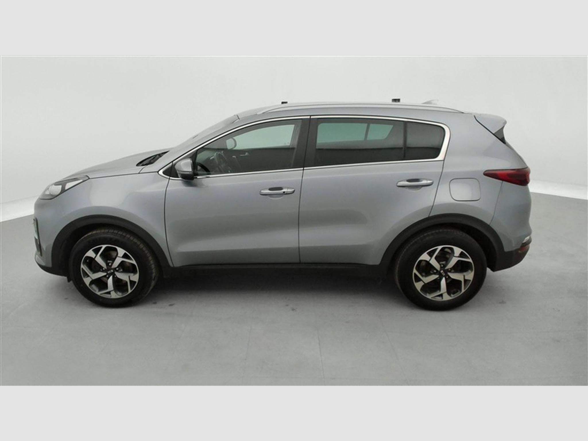 Kia Sportage 1.6i More NAVI / CAMERA / KEYLESS (2019) - Foto 3