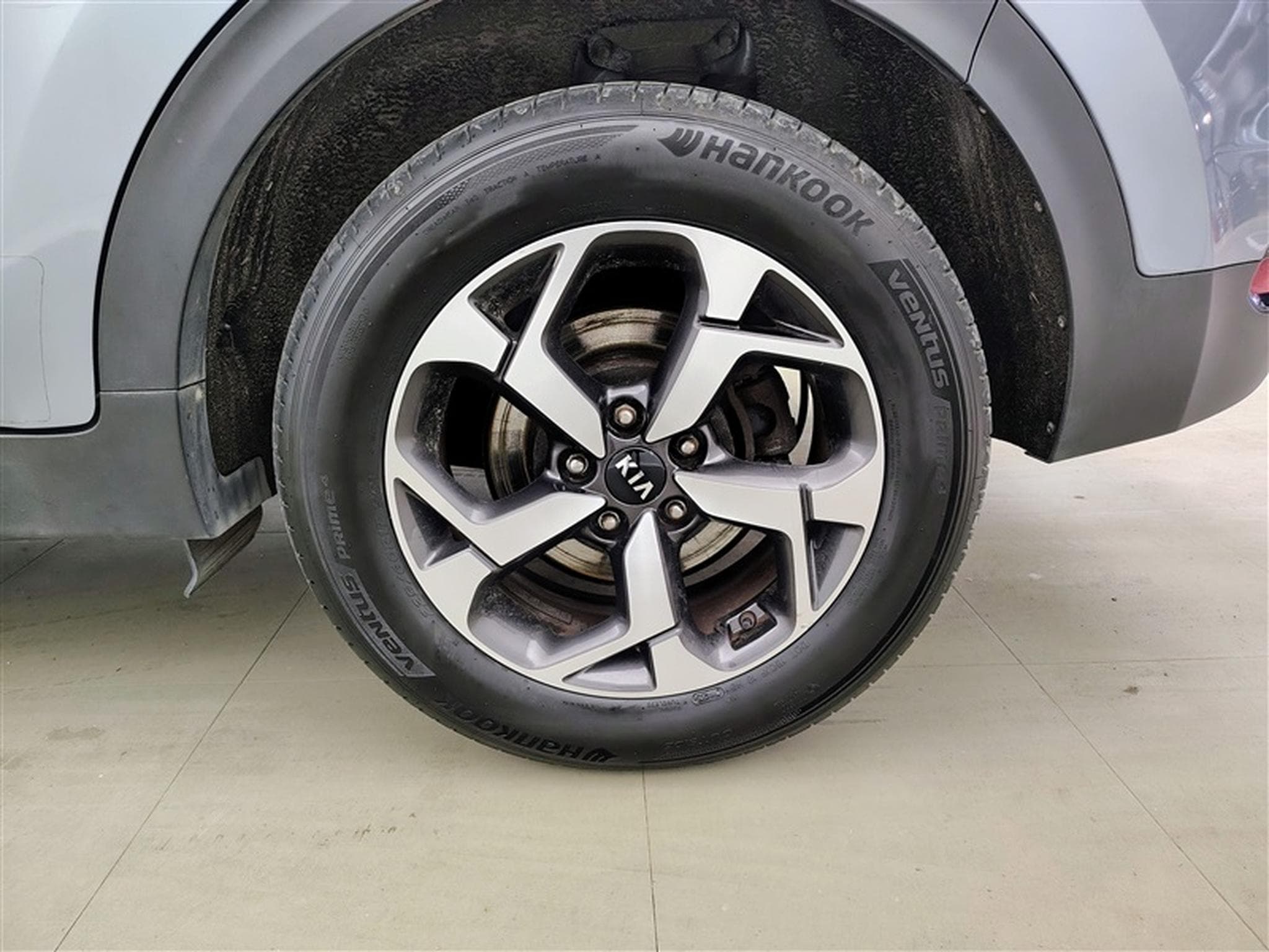 Kia Sportage 1.6i More NAVI / CAMERA / KEYLESS (2019) - Foto 6