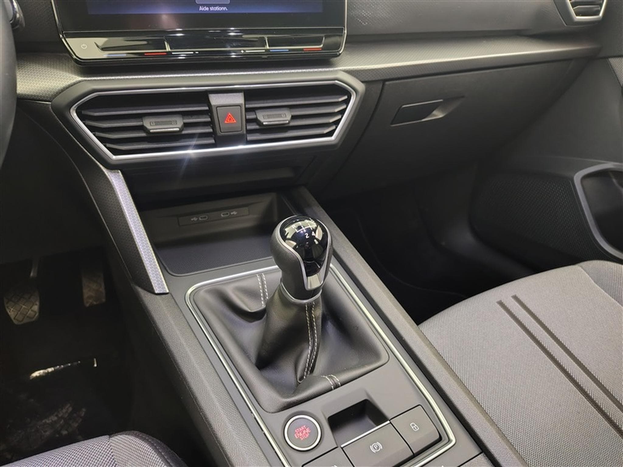 Seat Leon 1.0 EcoTSI Move! NAVI/LED/JA16/PDC AV AR (2023) - Photo 12