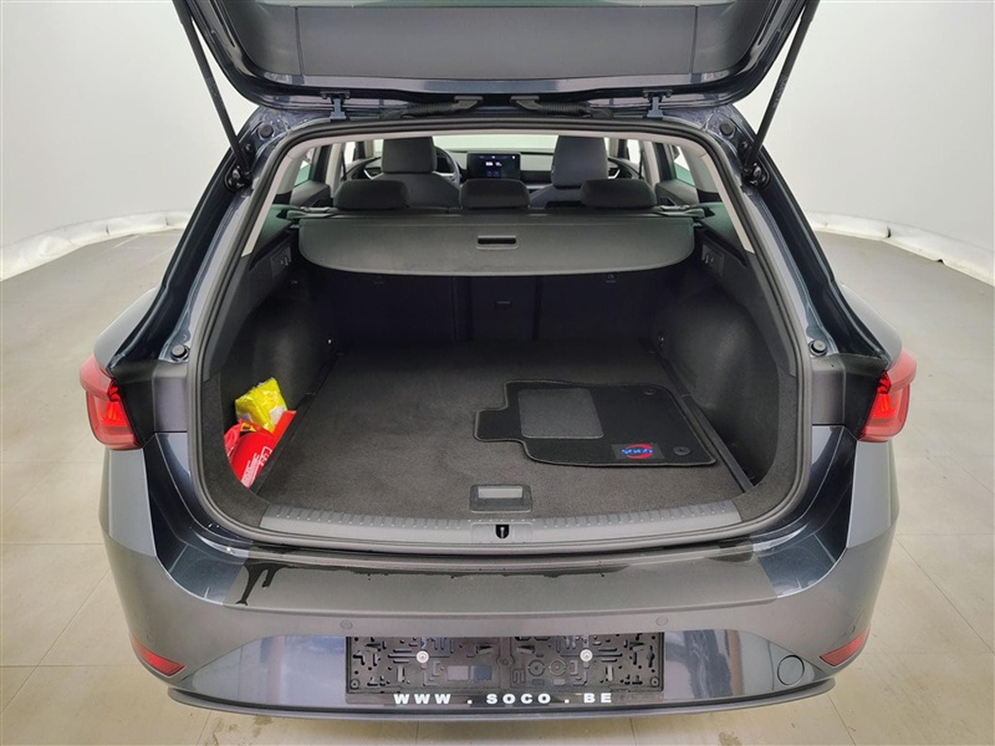 Seat Leon 1.0 EcoTSI Move! NAVI/LED/JA16/PDC AV AR (2023) - Photo 14