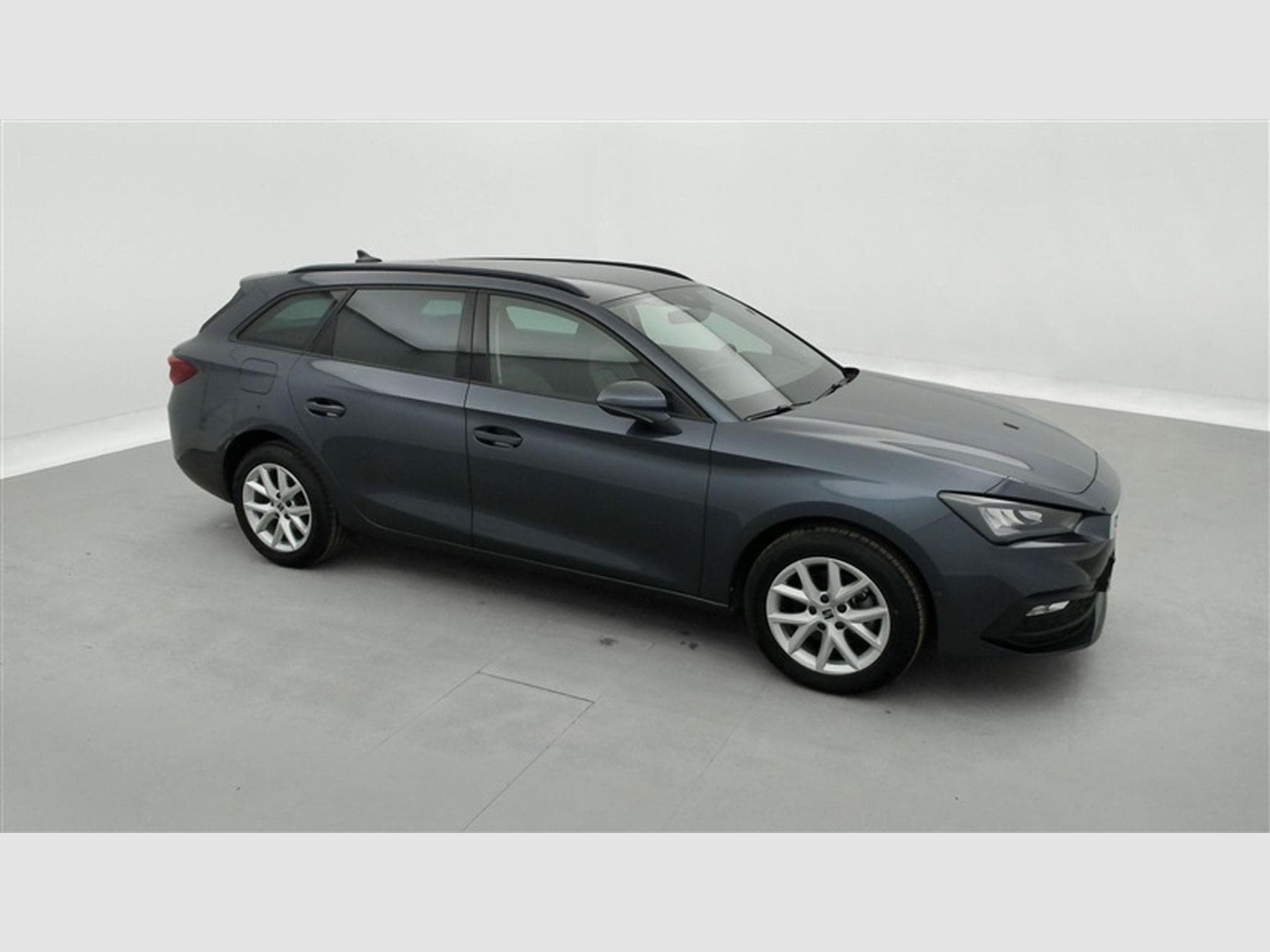 Seat Leon 1.0 EcoTSI Move! NAVI/LED/JA16/PDC AV AR (2023) - Photo 23