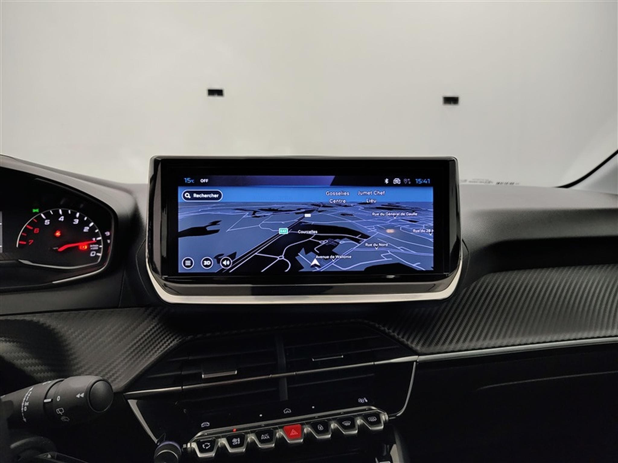 Peugeot 208 1.2i PureTech 100Cv Style NAVI / CARPLAY / PDC (2025) - Foto 11