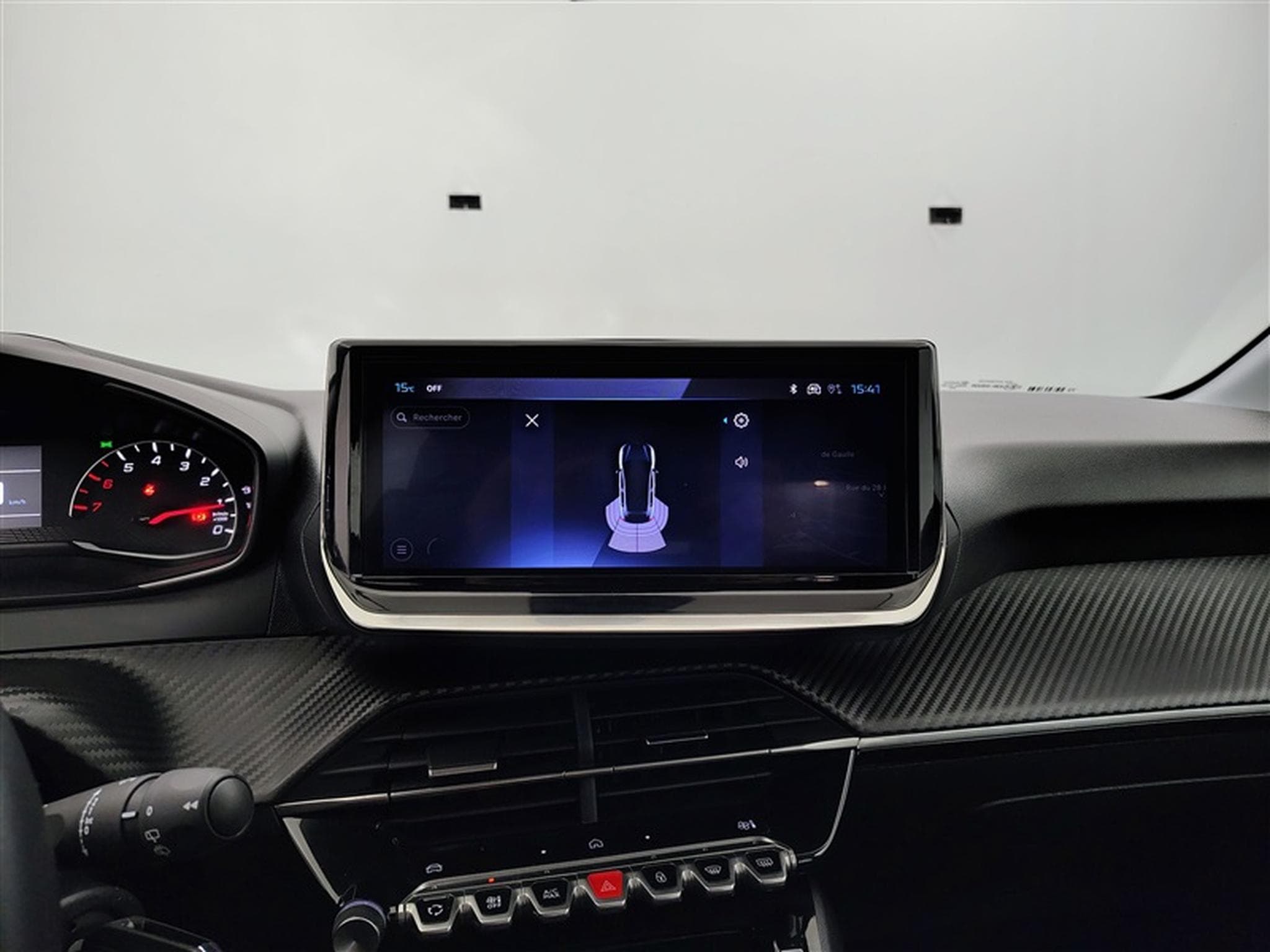 Peugeot 208 1.2i PureTech 100Cv Style NAVI / CARPLAY / PDC (2025) - Foto 18