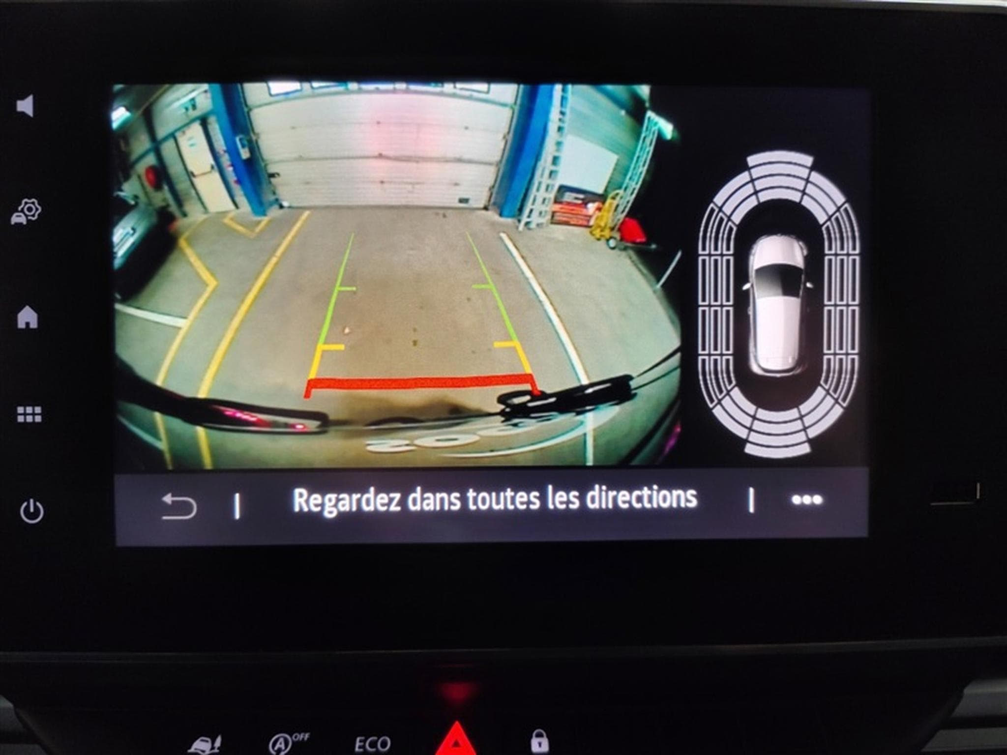 Nissan Primastar 2.0 dCi 30 L1H1 Tekna NV300 (2022) - Foto 18