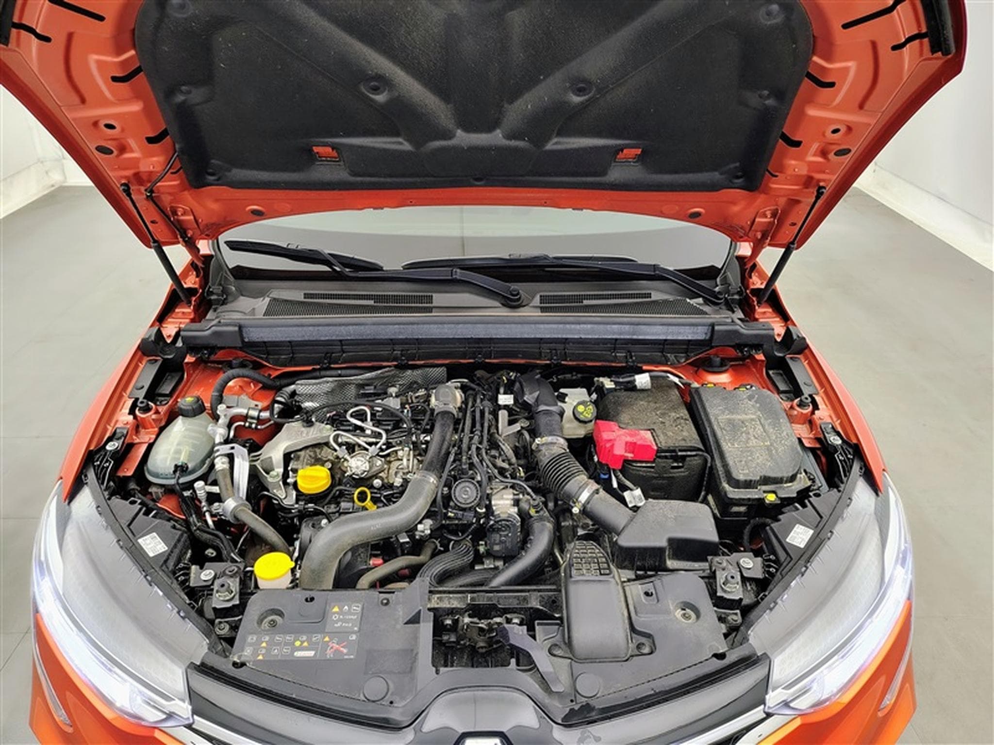Renault Arkana 1.3 TCe R.S.Line GPF EDC Cuir/Siège élec./Navi/CarPlay/.../ (2022) - Foto 20