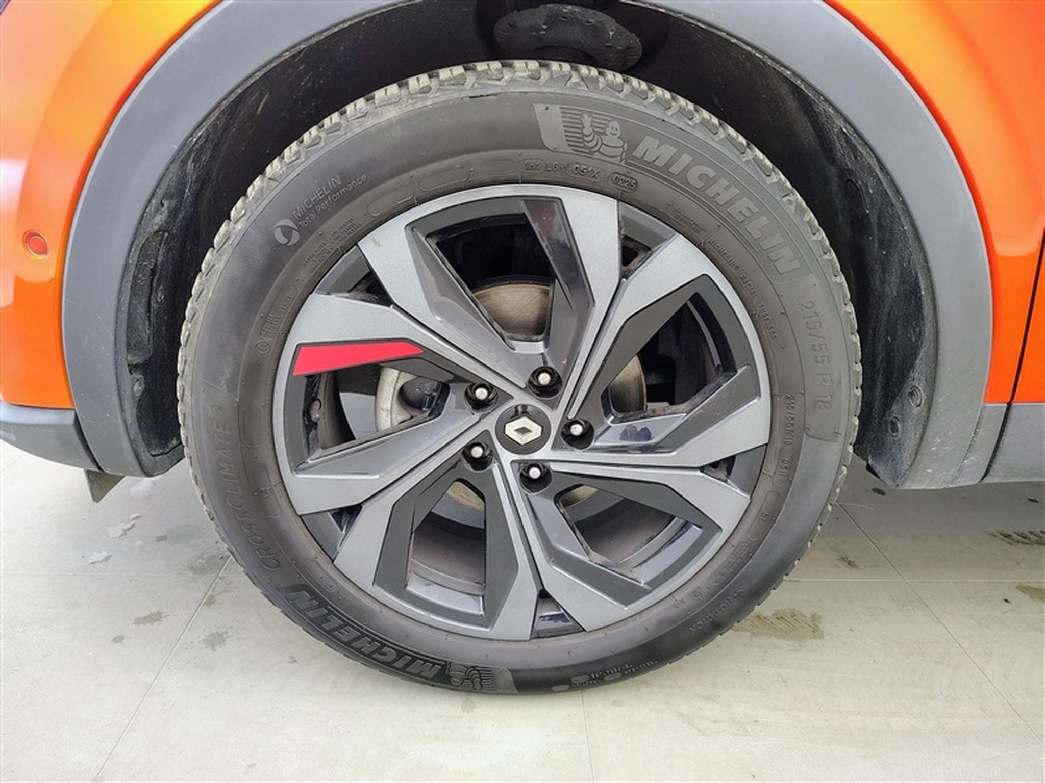 Renault Arkana 1.3 TCe R.S.Line GPF EDC Cuir/Siège élec./Navi/CarPlay/.../ (2022) - Foto 6