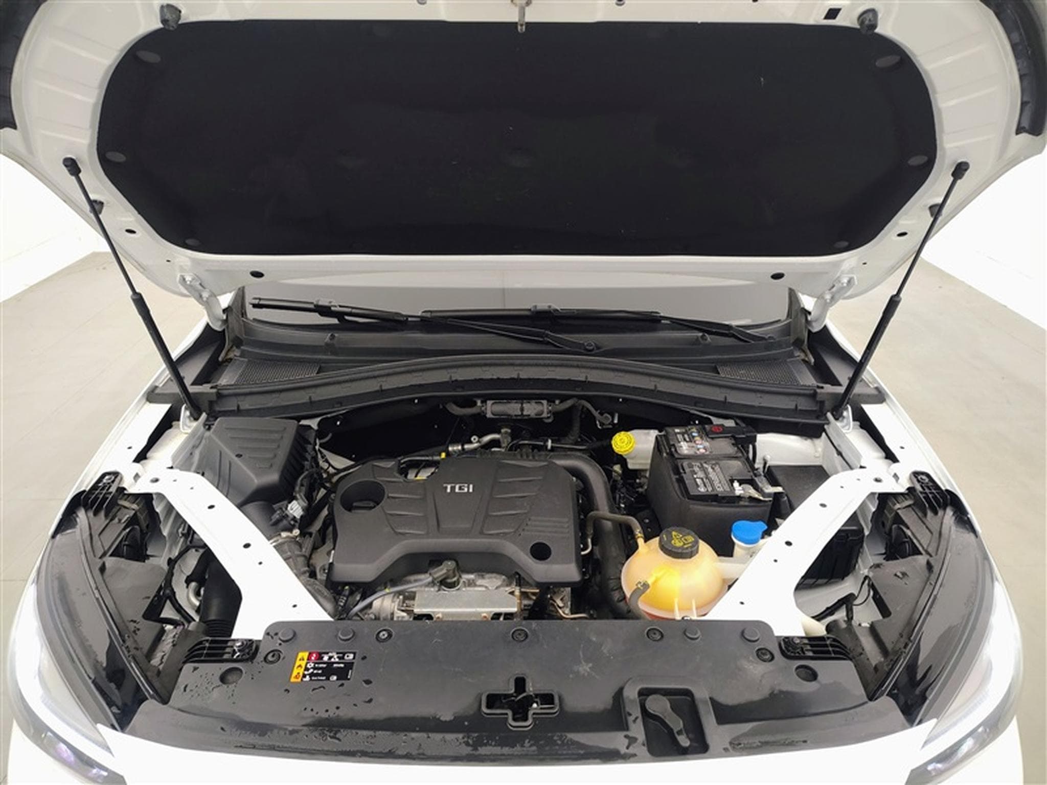 MG HS Facelift 1.5 T-GDi 160cv BVA Comfort NAVI / FULL LED / CUIR (2024) - Foto 19