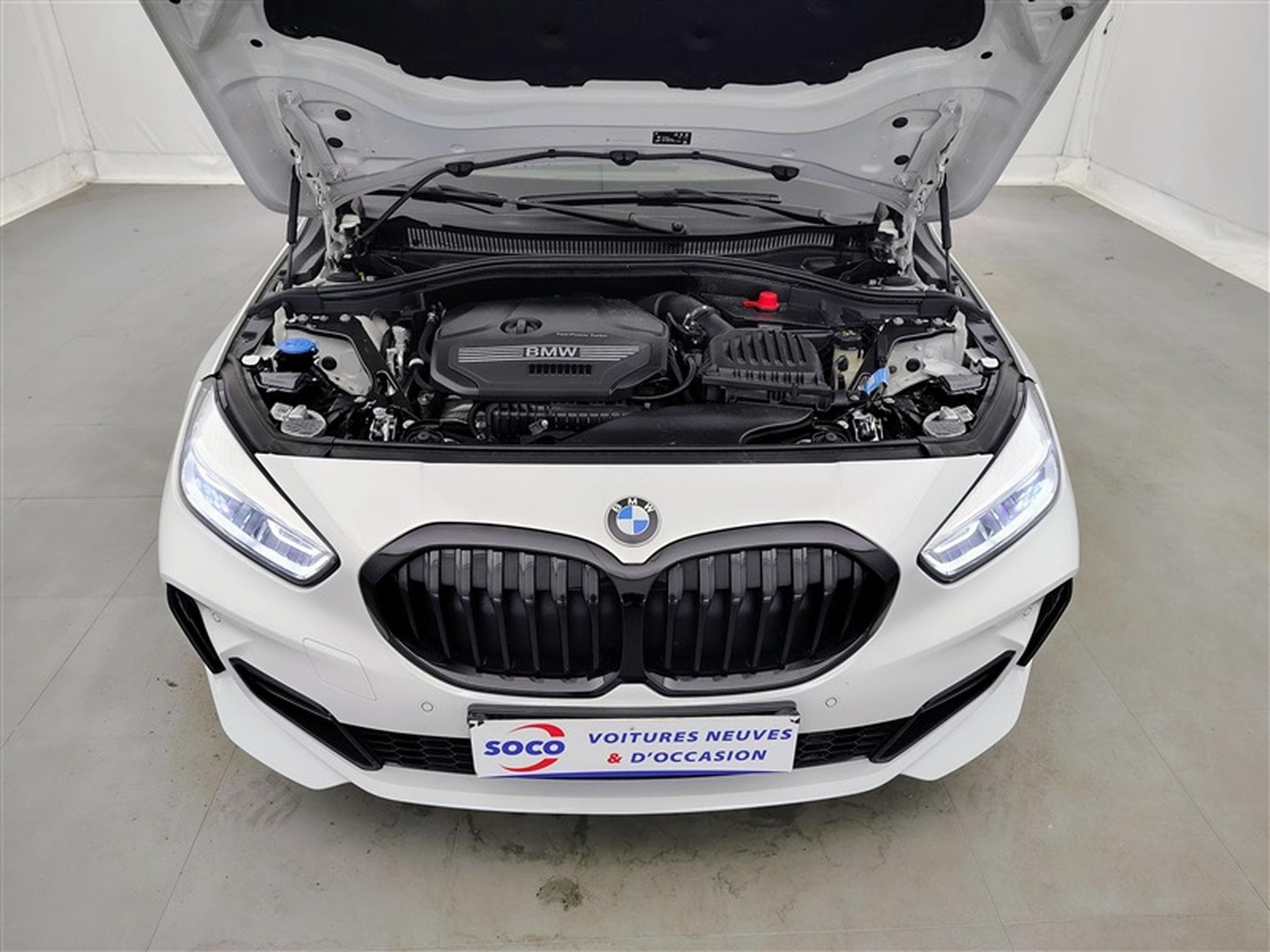 BMW 118 118iA Pack M NAVI / FULL LED / ALCANTARA / PANO (2024) - Foto 20