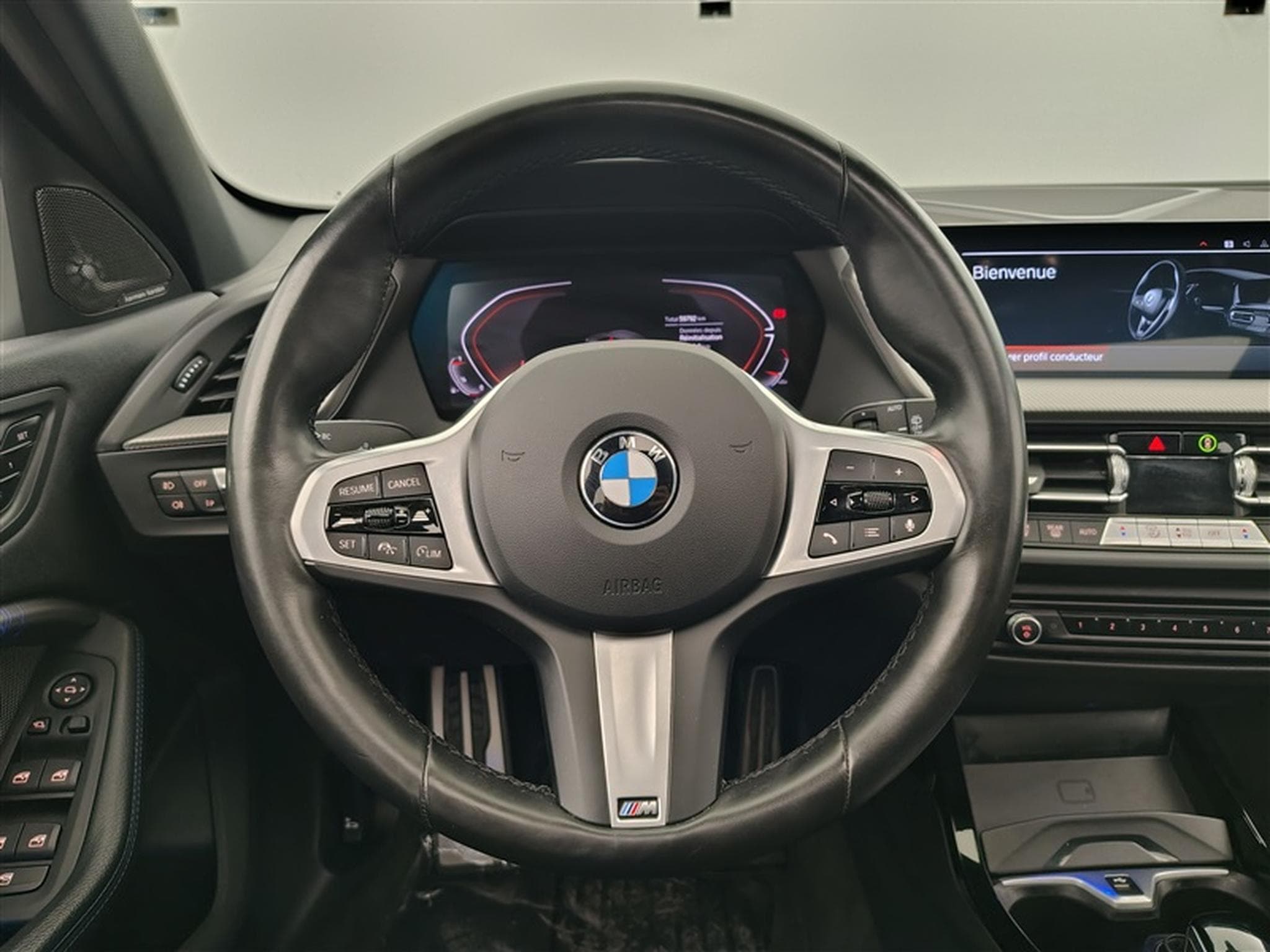 BMW 118 118iA Pack M NAVI / FULL LED / ALCANTARA / PANO (2024) - Foto 9