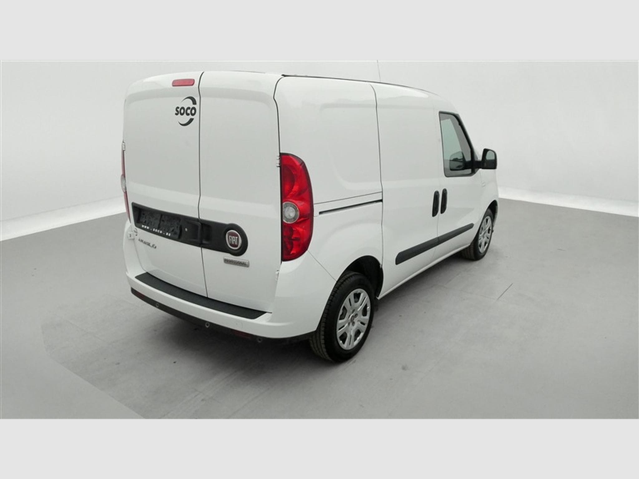 Fiat Doblo 1.6 MJET Cargo CLIM / CARPLAY (2022) - Foto 23