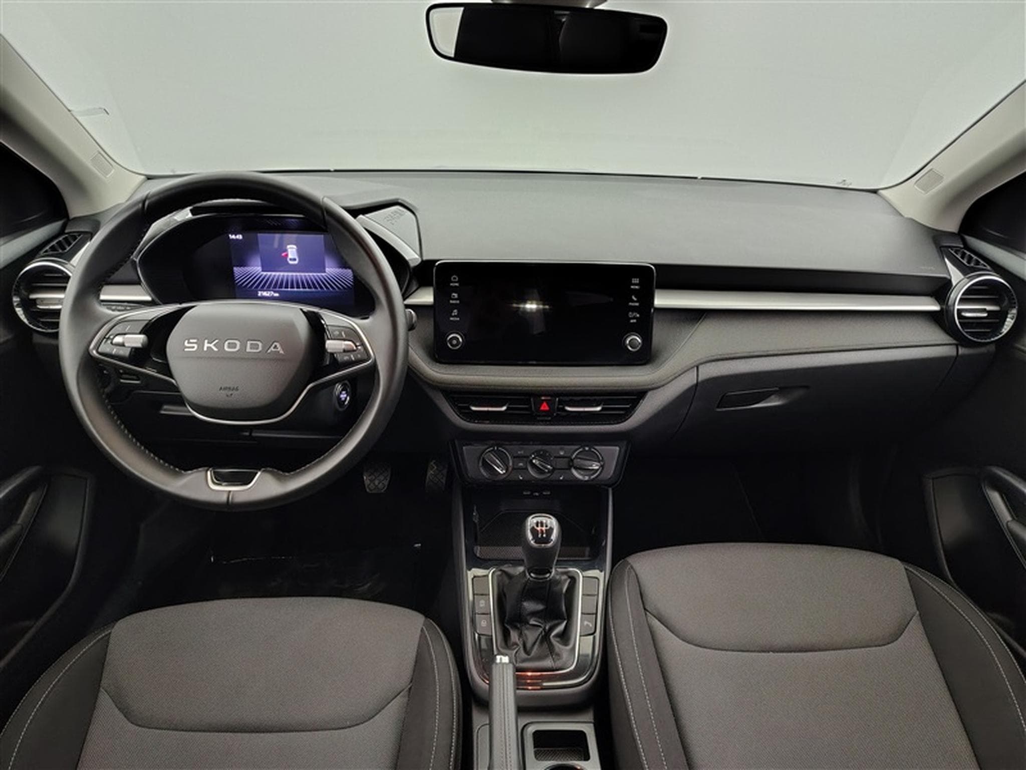 Skoda Fabia 1.0 TSI 95Cv Young Edition CARPLAY / CAMERA / FULL LED / ALU (2025) - Photo 8