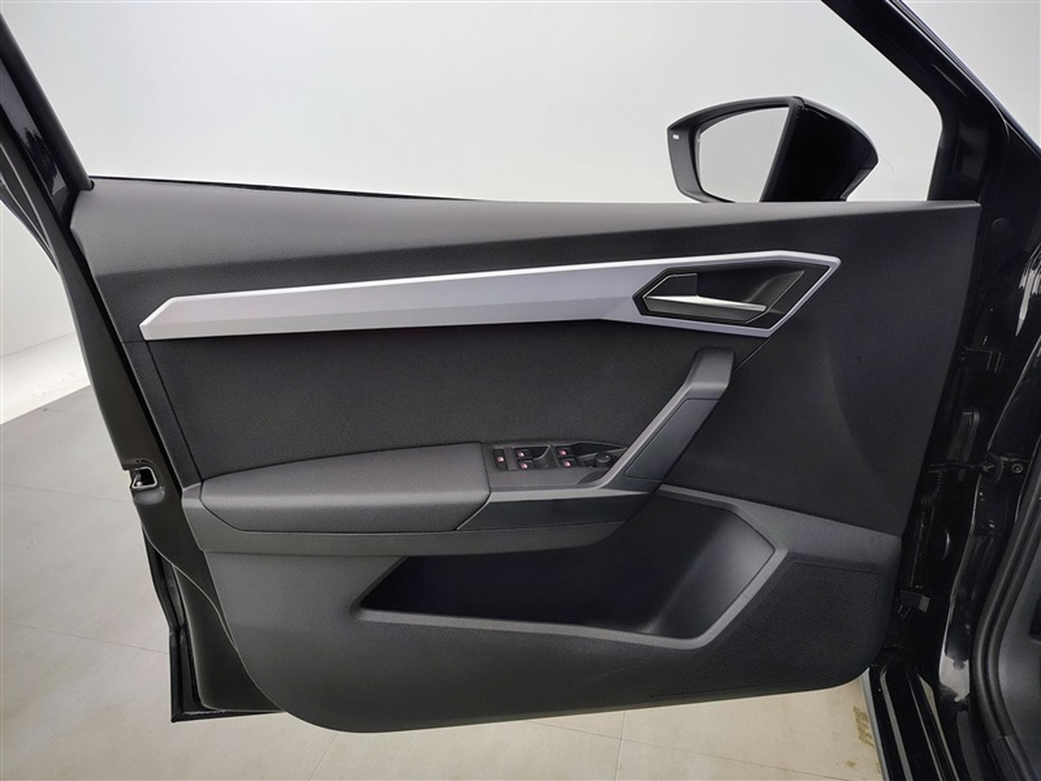 Seat Ibiza 1.0 TSI 115cv DSG FR NAVI / FULL LED / PDC AR / JA 16" (2025) - Foto 17