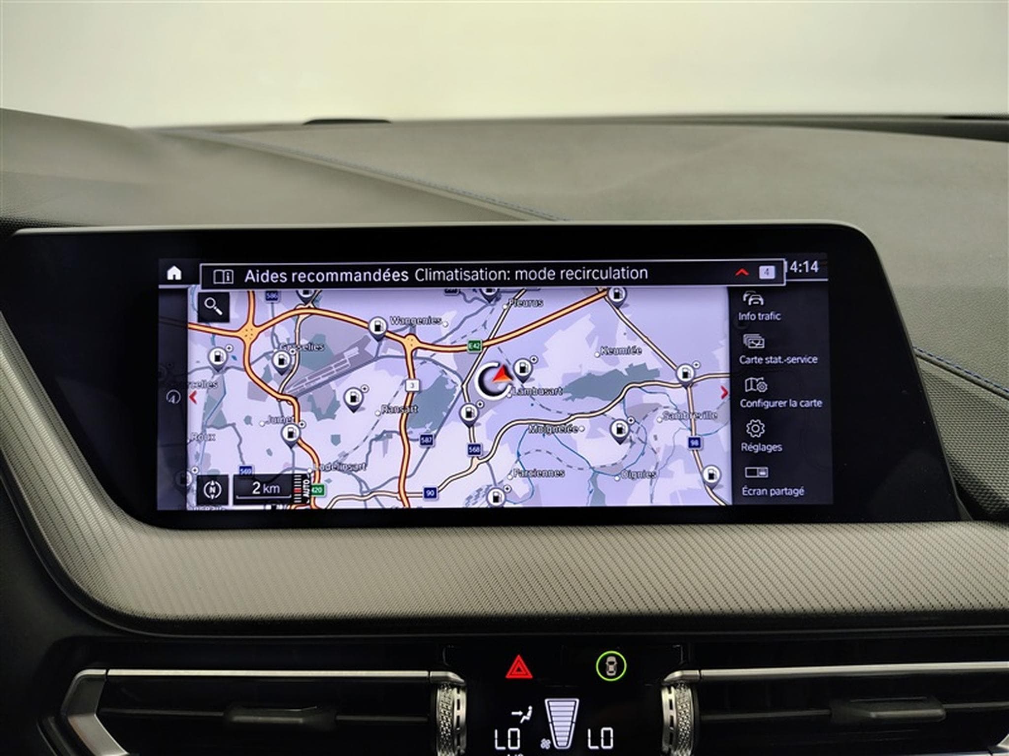 BMW 118 118 d Pack M NAVI / FULL LED / CUIR PARTIEL / CAMERA / JA 18 (2022) - Foto 11