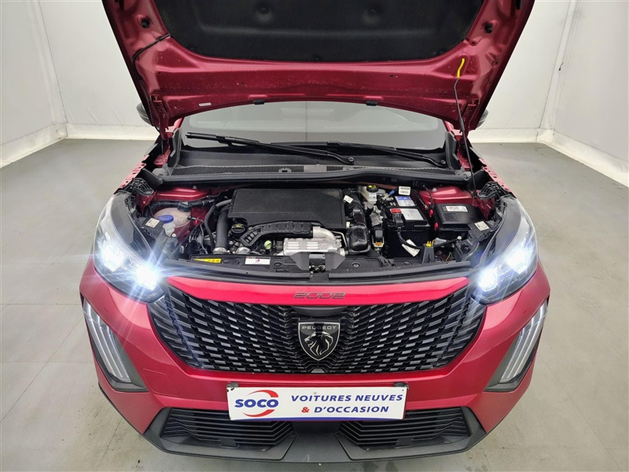 Peugeot 2008 1.2 PureTech 100Cv Active CARPLAY (2023) - Photo 18