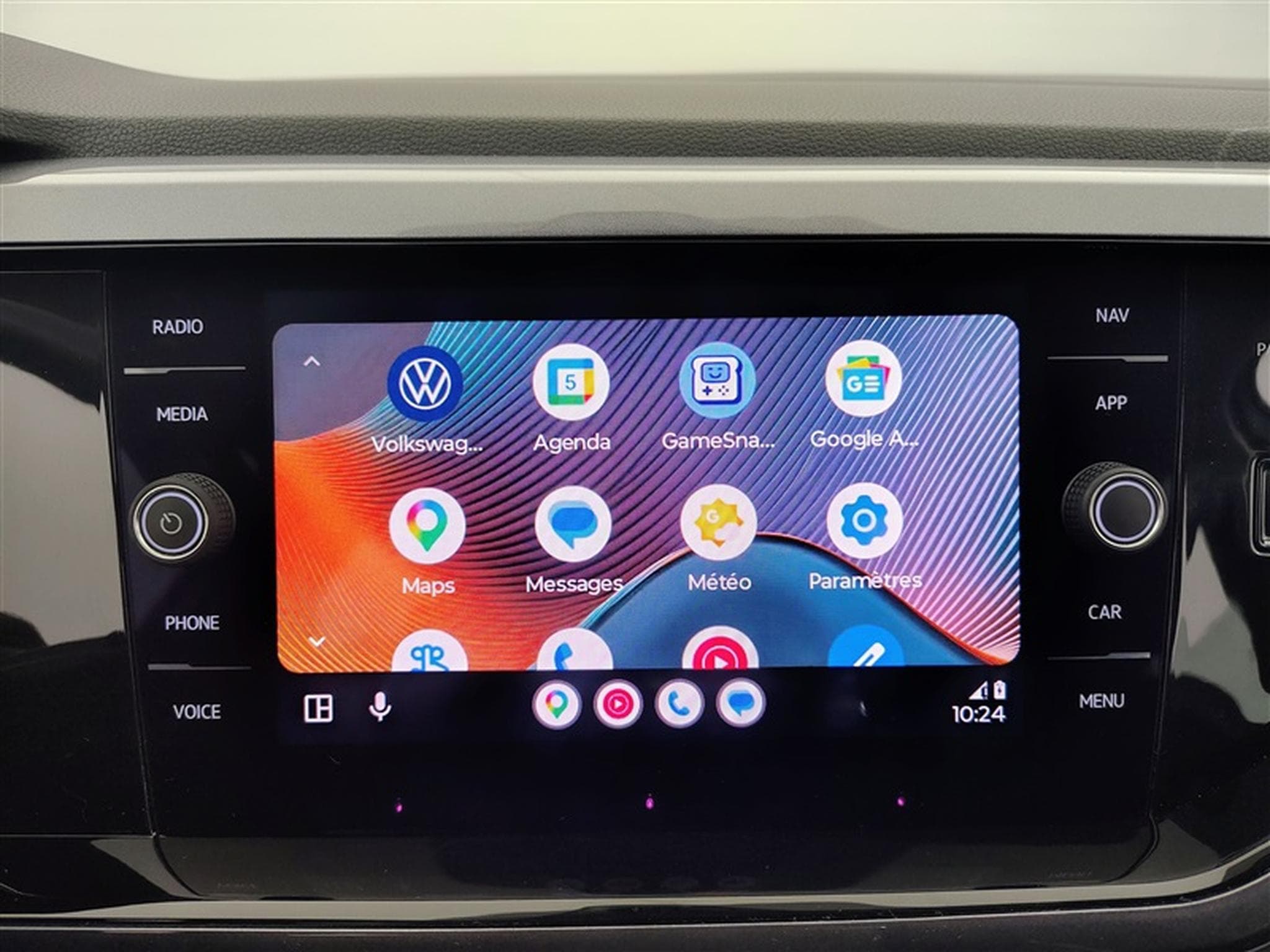 VW Taigo 1.0 TSI 110cv DSG Style CARPLAY / FULL LED / KEYLESS / JA 17 (2022) - Photo 20