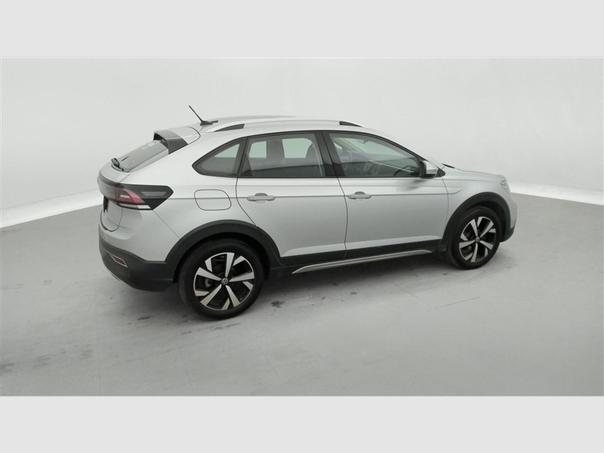 VW Taigo 1.0 TSI 110cv DSG Style CARPLAY / FULL LED / KEYLESS / JA 17 (2022) - Photo 25