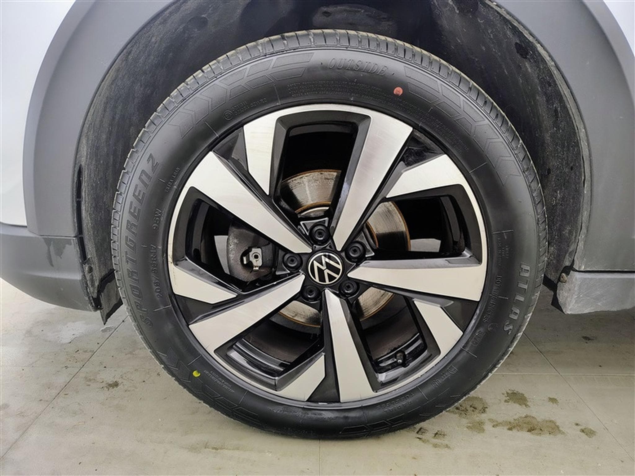 VW Taigo 1.0 TSI 110cv DSG Style CARPLAY / FULL LED / KEYLESS / JA 17 (2022) - Photo 6