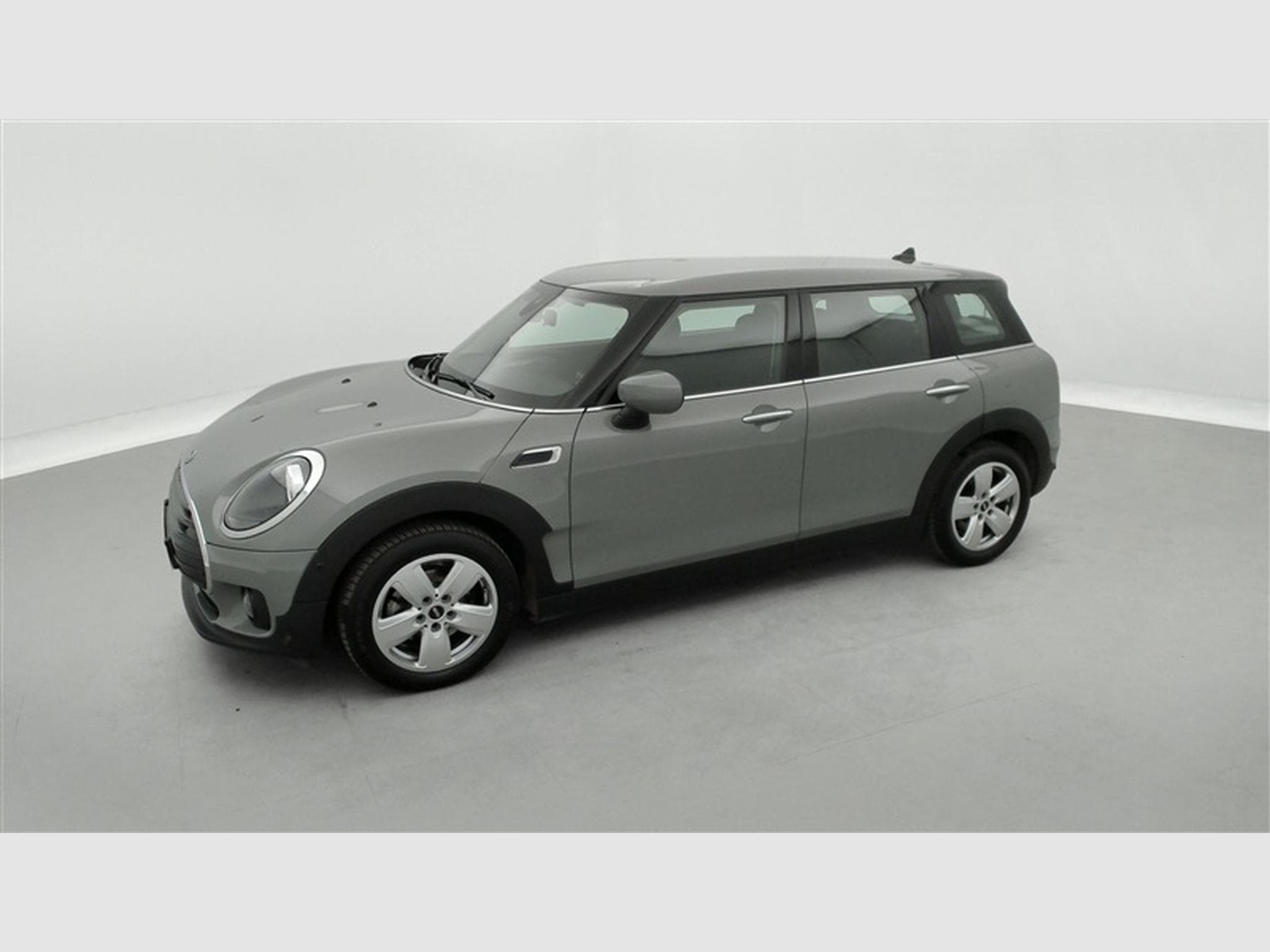 MINI One Mini Clubman 1.5 D One AUT. NAVI / PDC AV-AR / CLIM (2021) - Photo 20