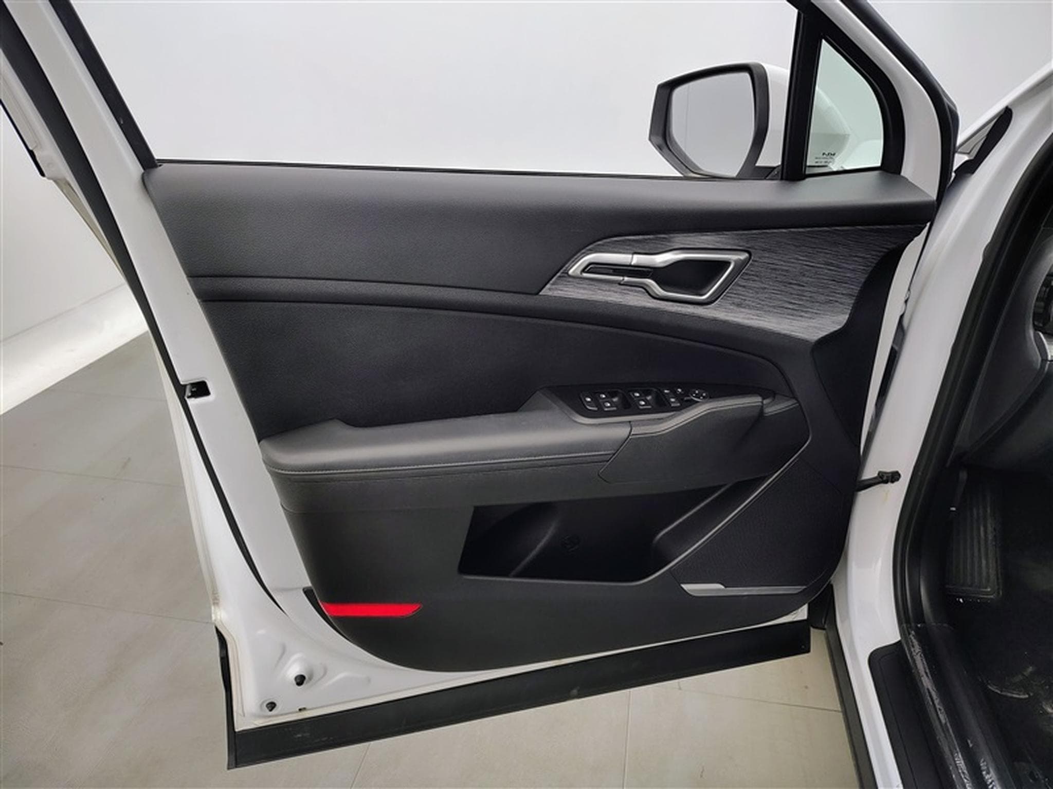 Kia Sportage 1.6 T-GDi AWD MHEV DCT (2022) - Photo 17