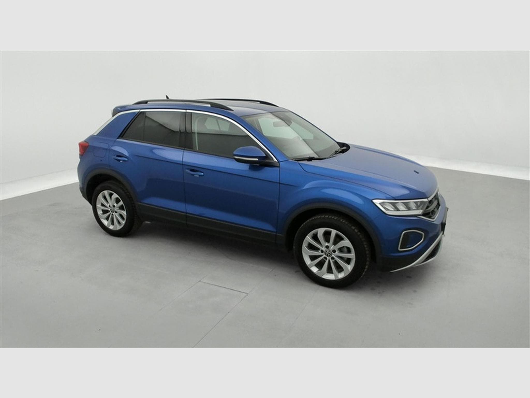 VW T-Roc 1.0 TSI Life Business (2024) - Photo 22