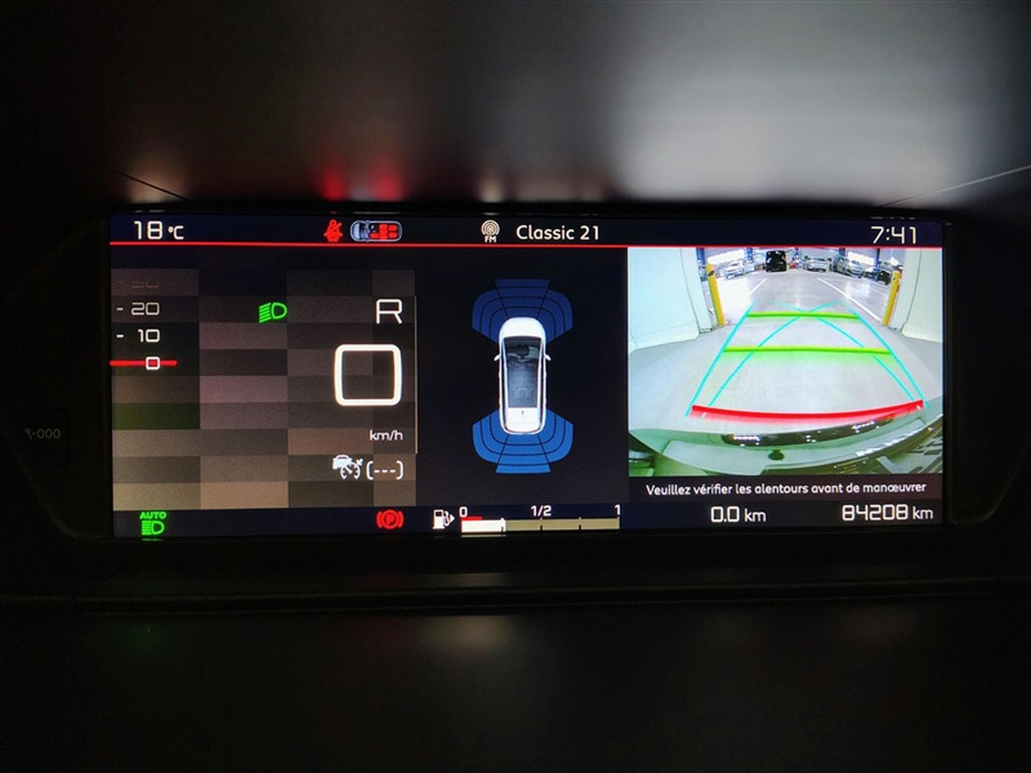 Citroen Grand C4 SpaceTourer 1.5 BlueHdi 130Cv EAT Shine 7PL / CUIR / NAVI (2020) - Photo 18