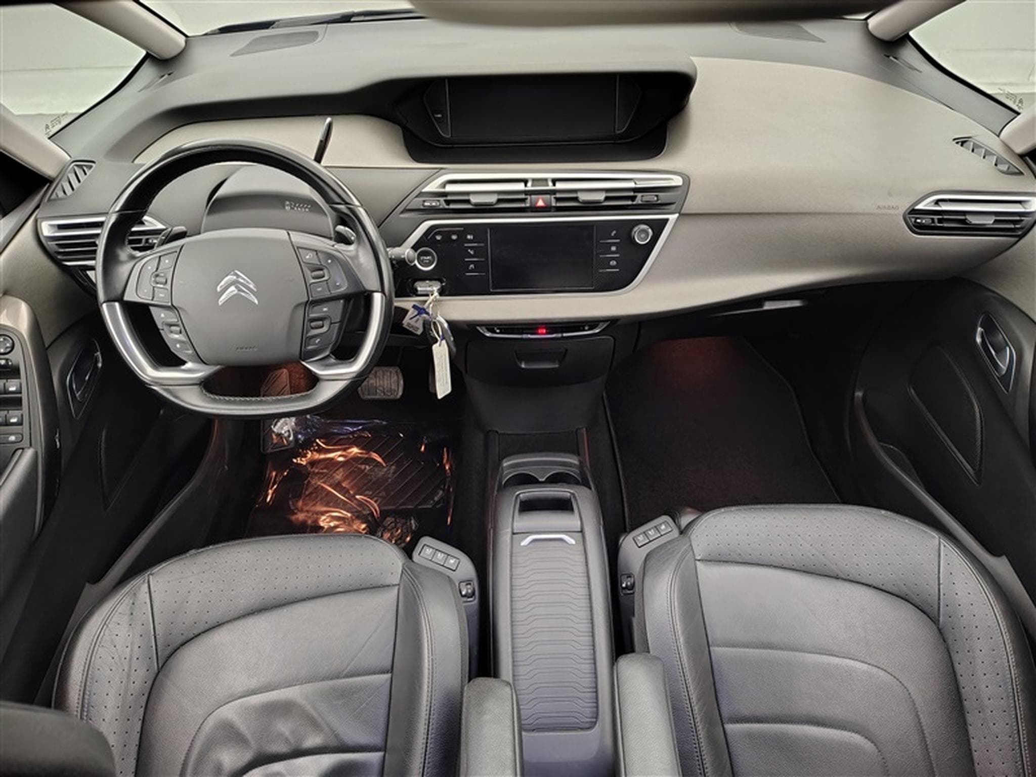 Citroen Grand C4 SpaceTourer 1.5 BlueHdi 130Cv EAT Shine 7PL / CUIR / NAVI (2020) - Photo 8