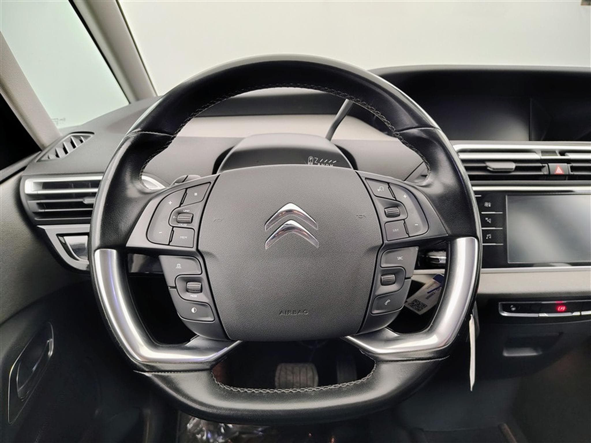 Citroen Grand C4 SpaceTourer 1.5 BlueHdi 130Cv EAT Shine 7PL / CUIR / NAVI (2020) - Photo 9