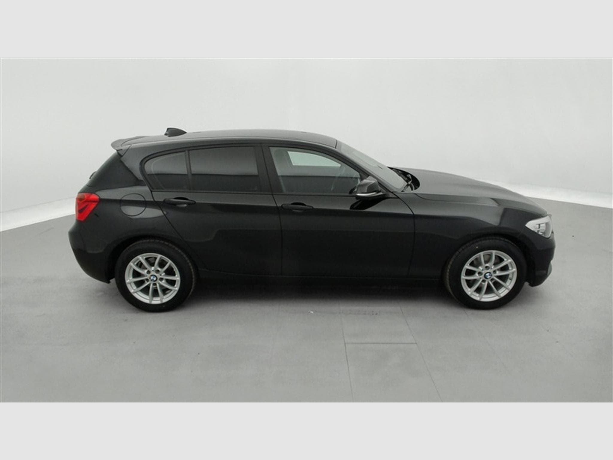 BMW 116 i JOY Edition OPF (EU6d-TEMP) (2018) - Photo 23