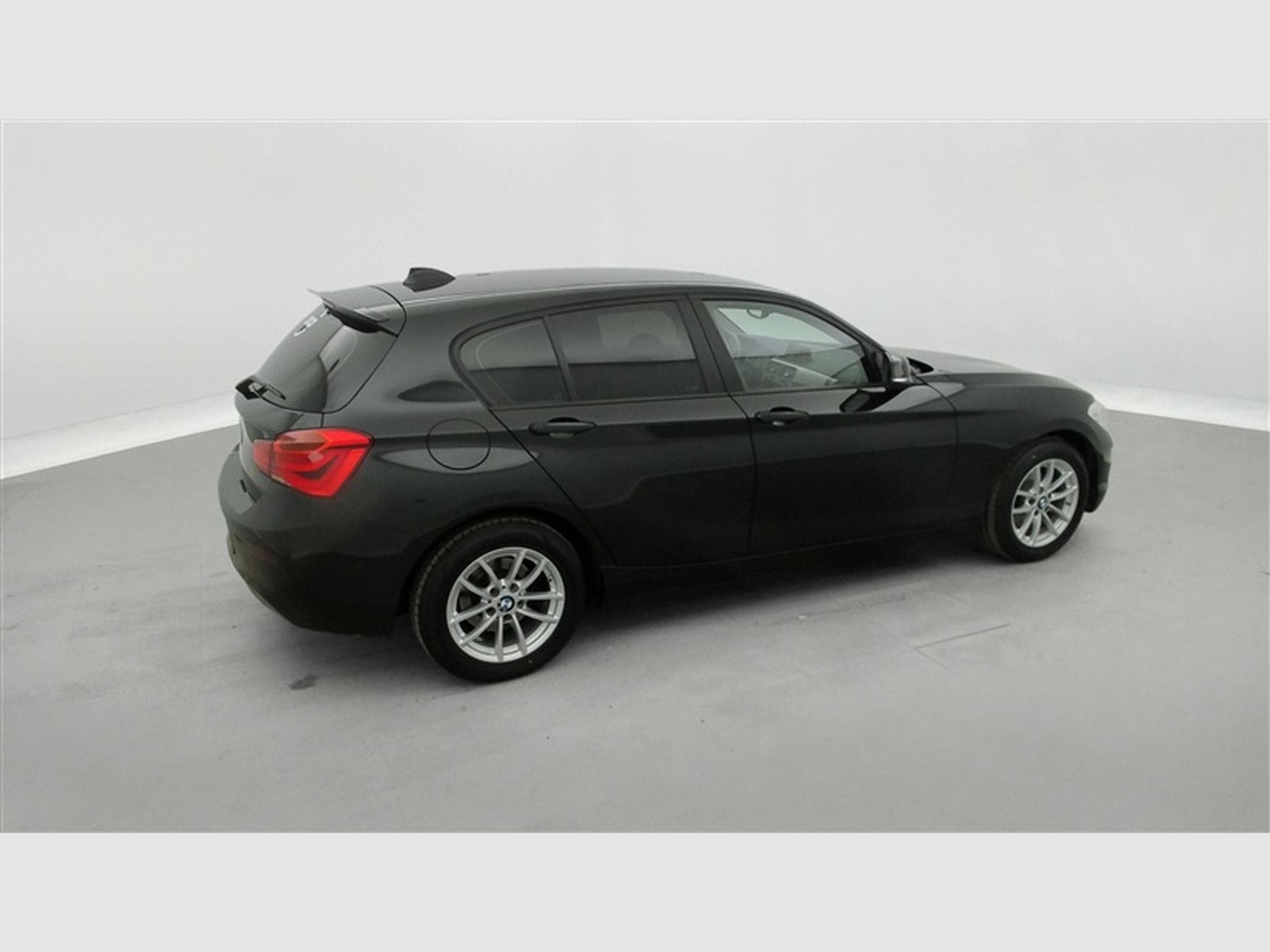 BMW 116 i JOY Edition OPF (EU6d-TEMP) (2018) - Photo 24