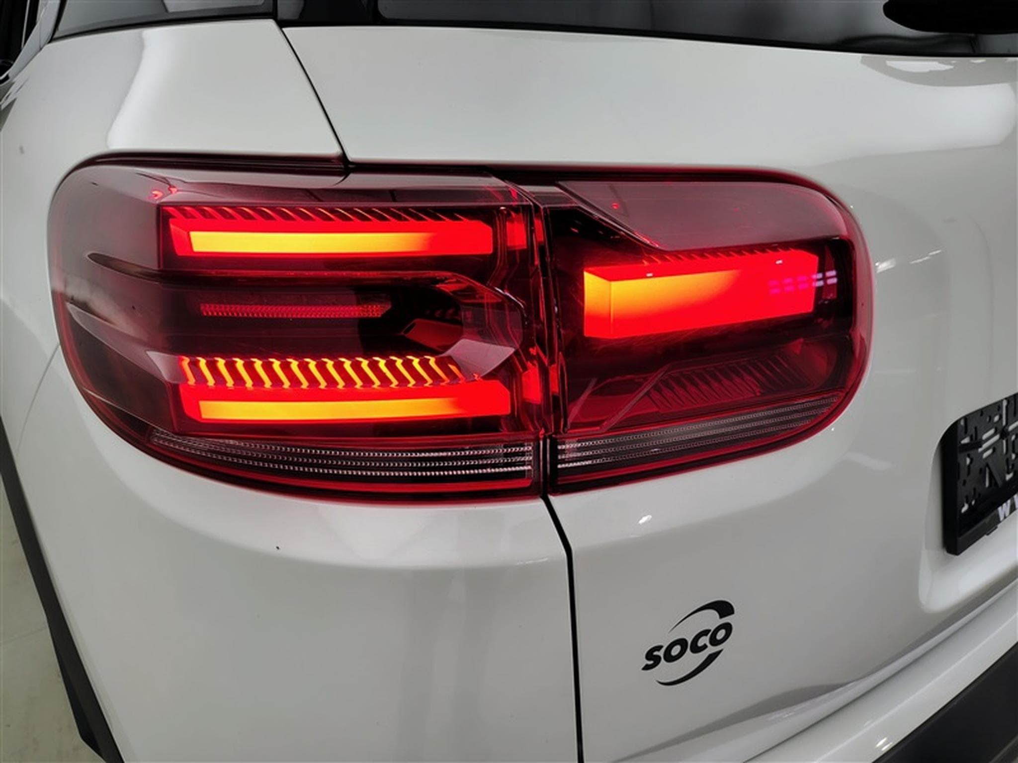 Citroen C5 Aircross 1.2 PureTech 130Cv EAT8 Feel S-CUIR / CARPLAY / CAMERA (2023) - Photo 16