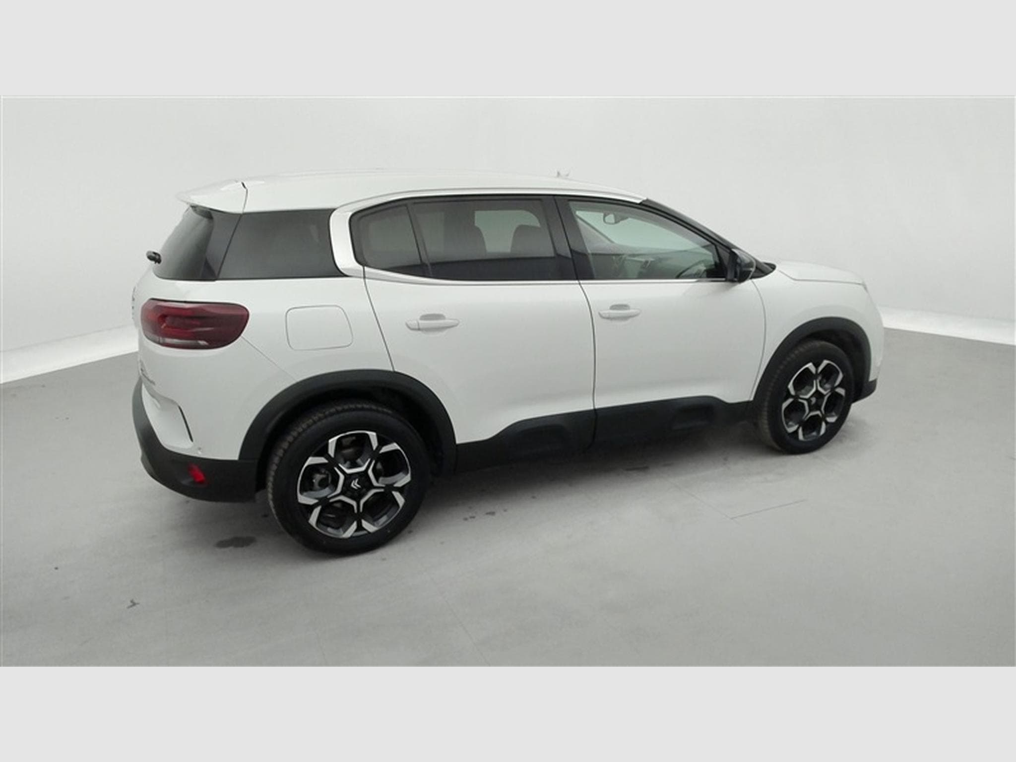Citroen C5 Aircross 1.2 PureTech 130Cv EAT8 Feel S-CUIR / CARPLAY / CAMERA (2023) - Photo 25