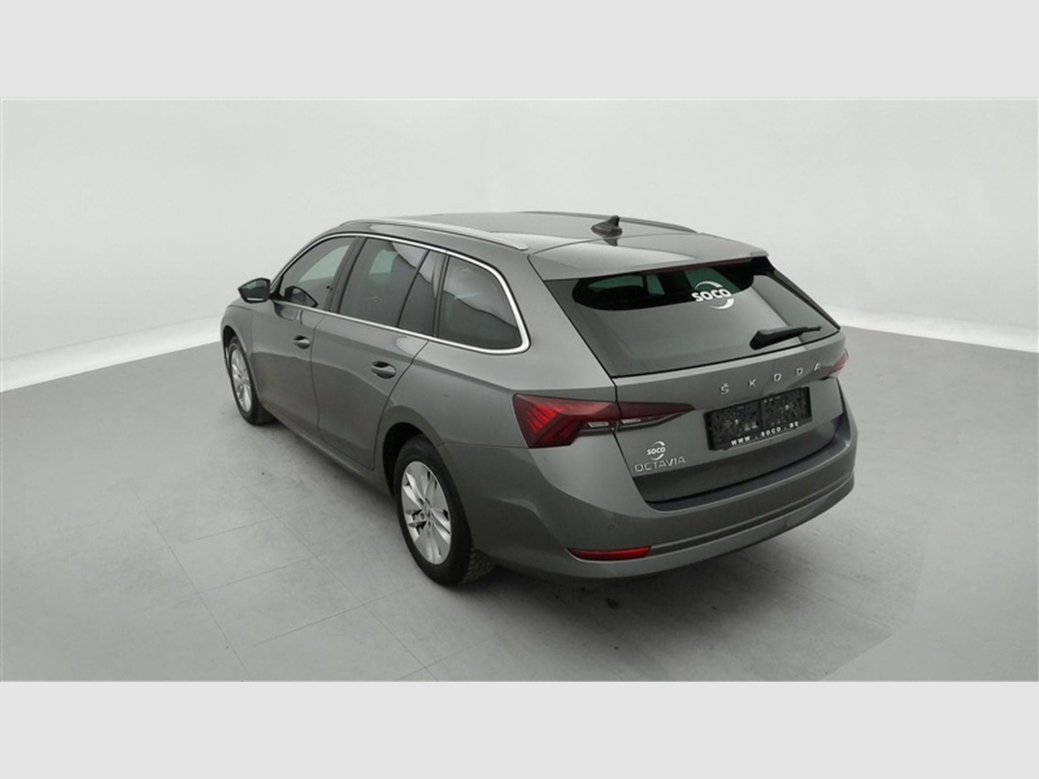 Skoda Octavia 1.0 TSI Clever+ NAVI / FULL LED / JA/PDC (2023) - Photo 2