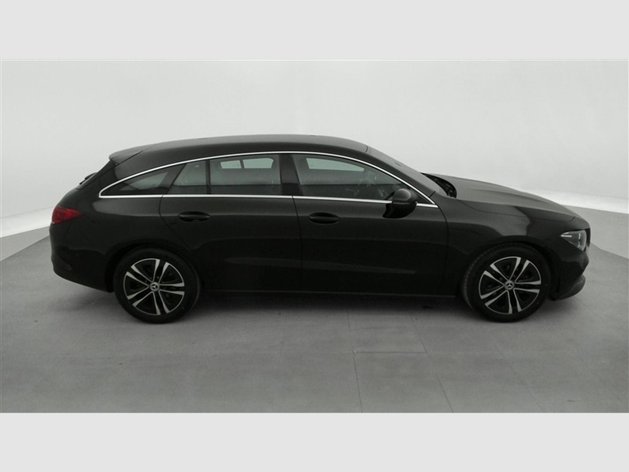 Mercedes CLA 180 Business Line  Navi / Led / PDC +Caméra (2023) - Photo 25