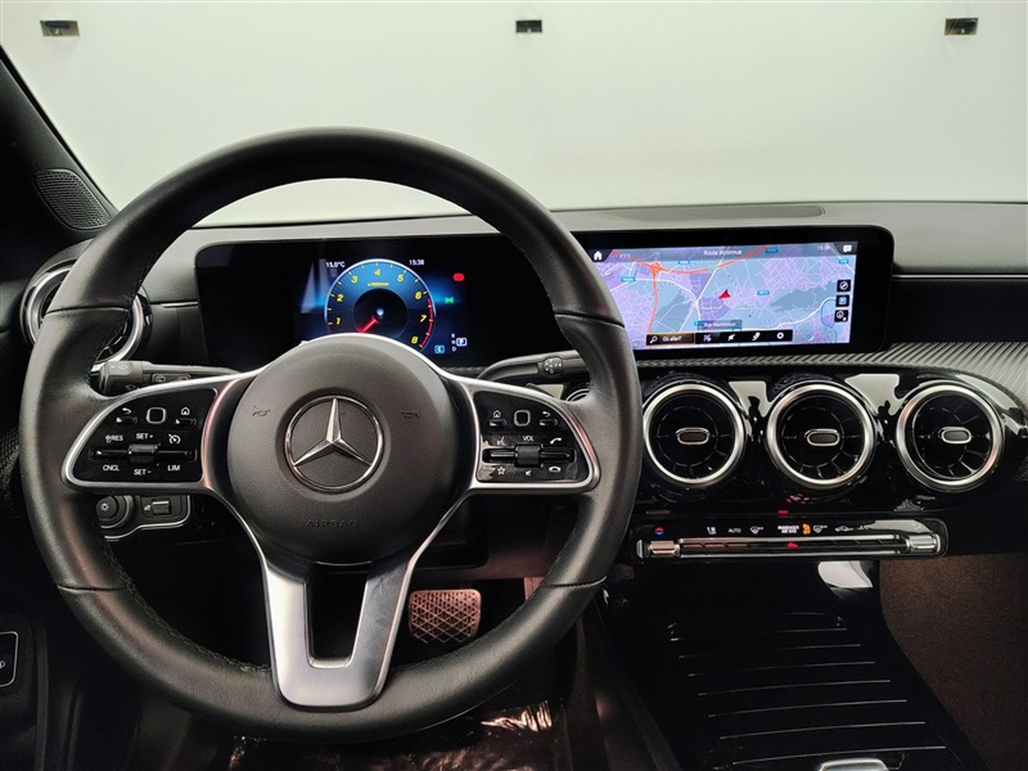 Mercedes CLA 180 Business Line  Navi / Led / PDC +Caméra (2023) - Photo 9