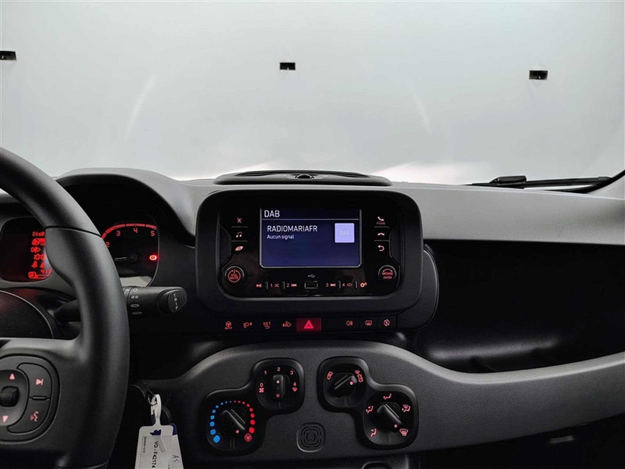 Fiat Panda 1.0i MHEV City Life CLIM / BLUETOOTH (2022) - Photo 11