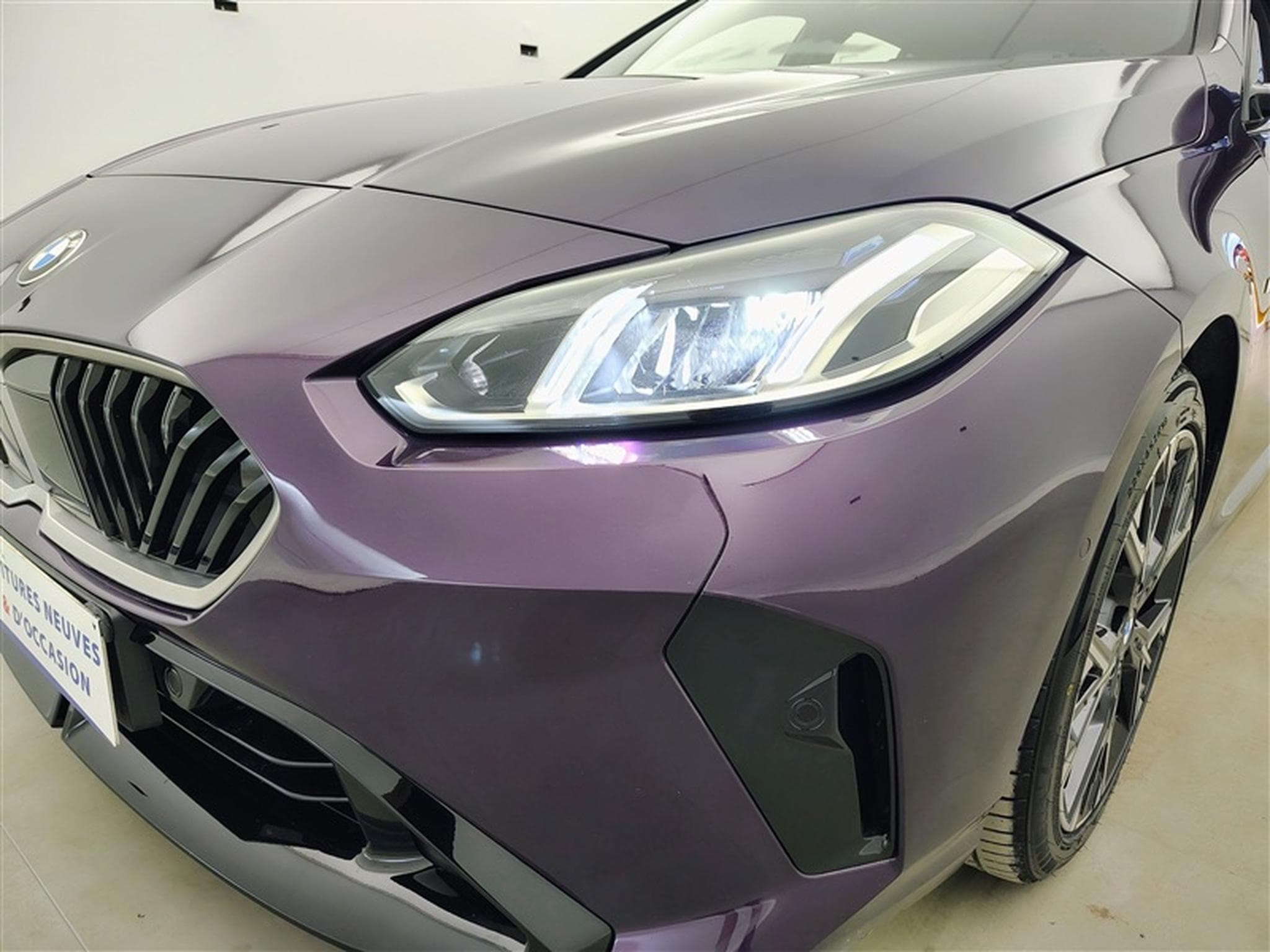 BMW 120 120i  **AUTO/PACK M/FULL LED/ALCANTARA/NAVI/CAMERA** (2025) - Photo 15