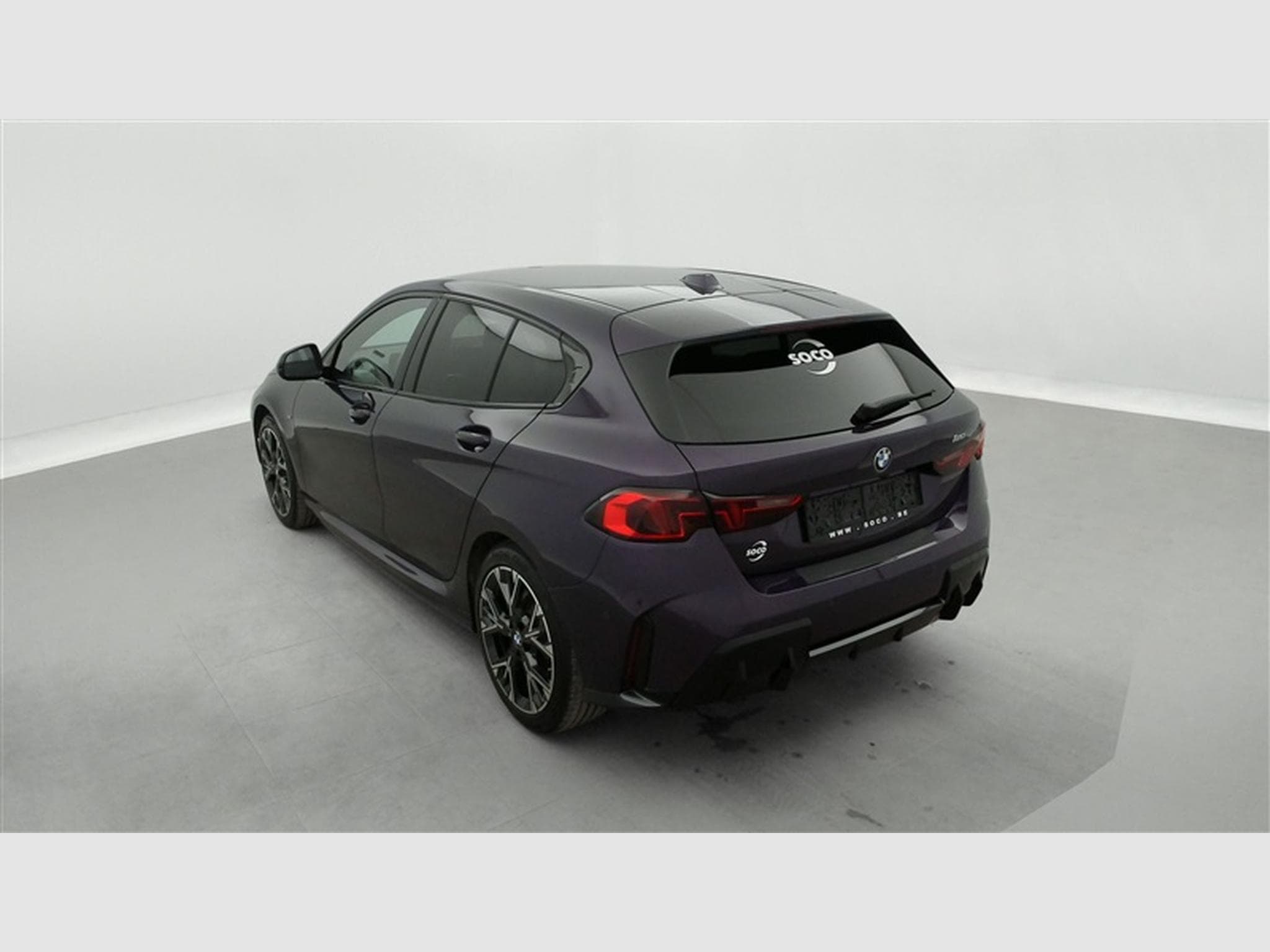 BMW 120 120i  **AUTO/PACK M/FULL LED/ALCANTARA/NAVI/CAMERA** (2025) - Photo 2