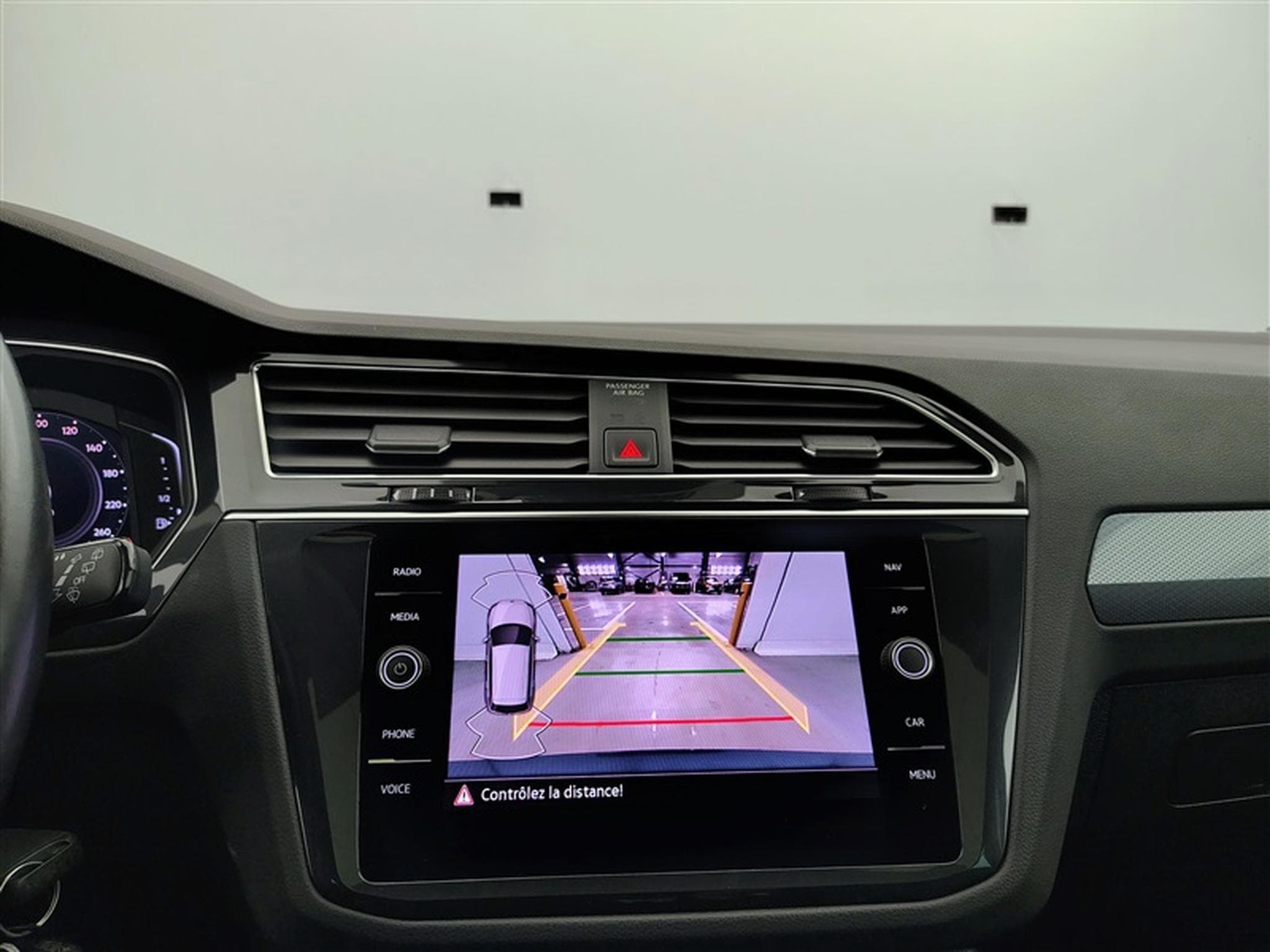 VW Tiguan 1.5 TSI Active DSG/NAVI/FULL LED/TO PANO/JA17/PDC AV AR (2022) - Photo 16
