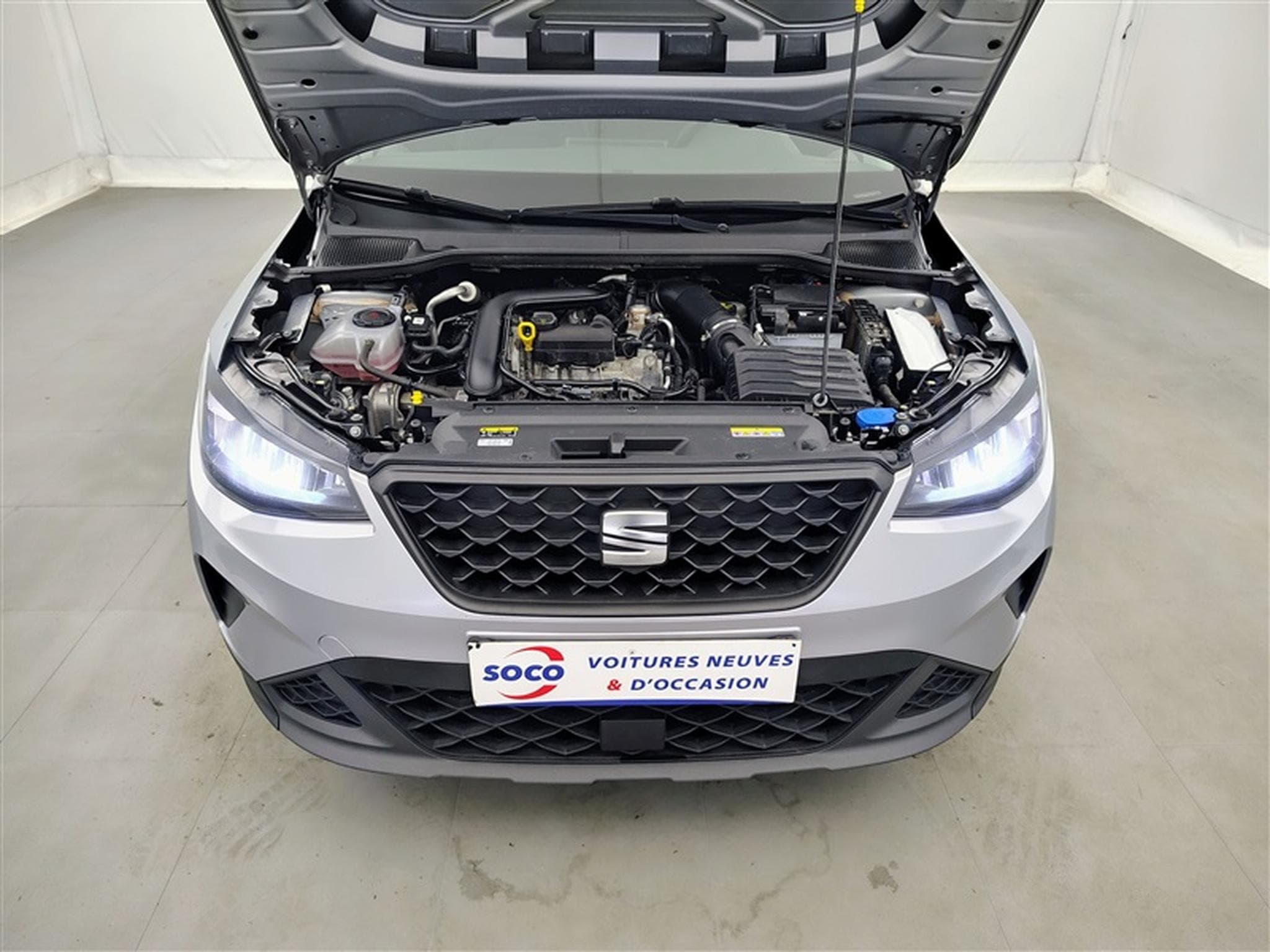 Seat Arona 1.0 TSI Move! Navi / Led / PDC (2023) - Photo 18