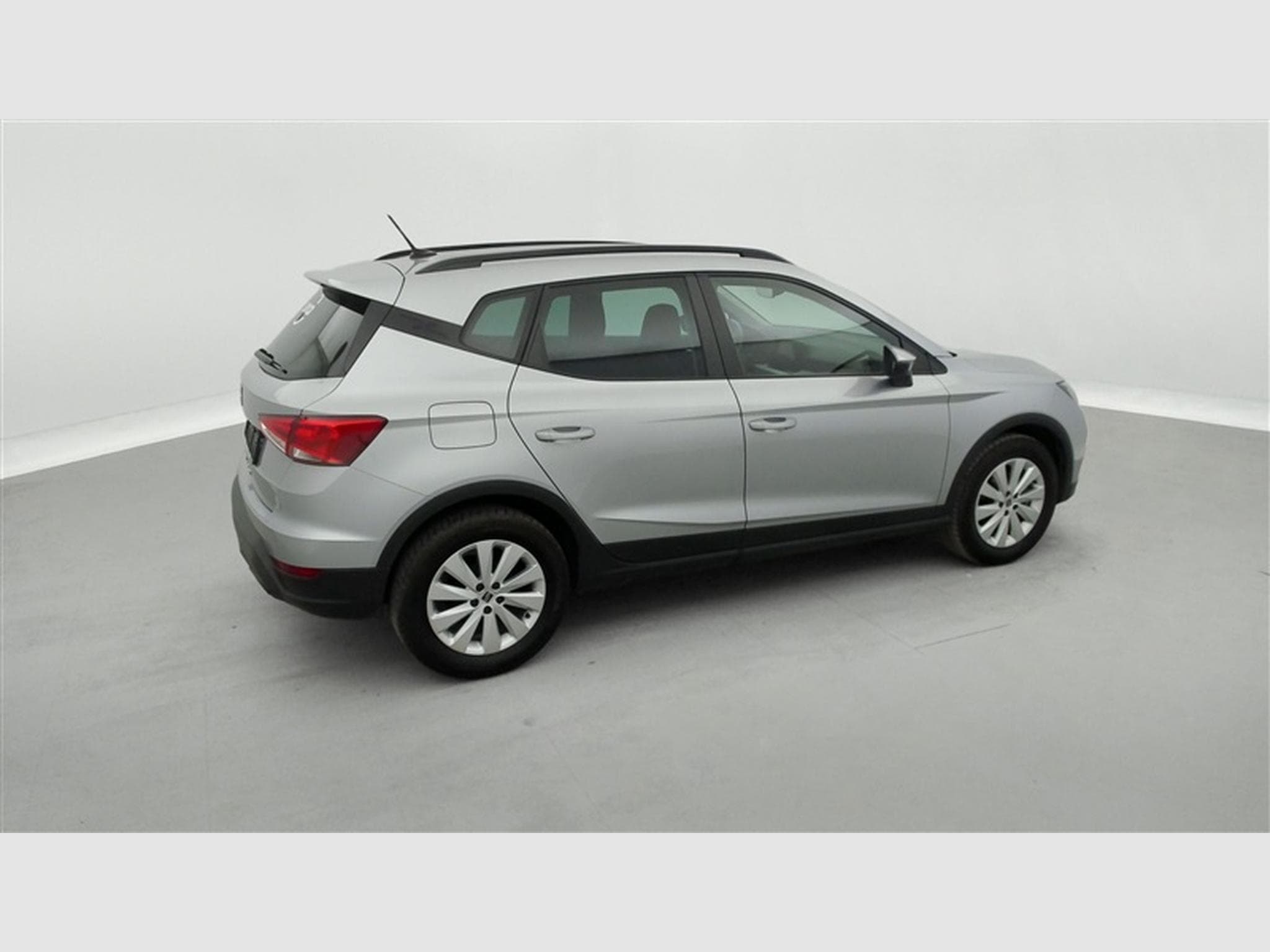 Seat Arona 1.0 TSI Move! Navi / Led / PDC (2023) - Photo 24