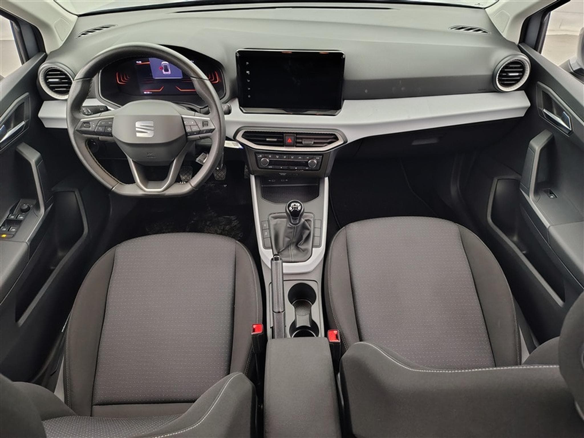 Seat Arona 1.0 TSI Move! Navi / Led / PDC (2023) - Photo 8