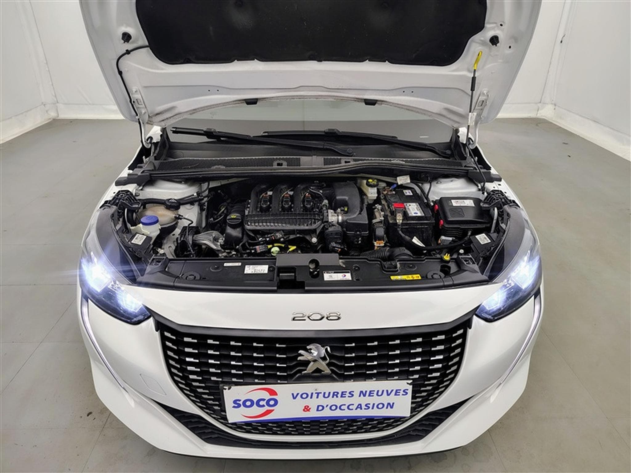 Peugeot 208 1.2i PureTech Active Pack NAVI / FULL LED / PDC AR / JA 16" (2022) - Photo 18