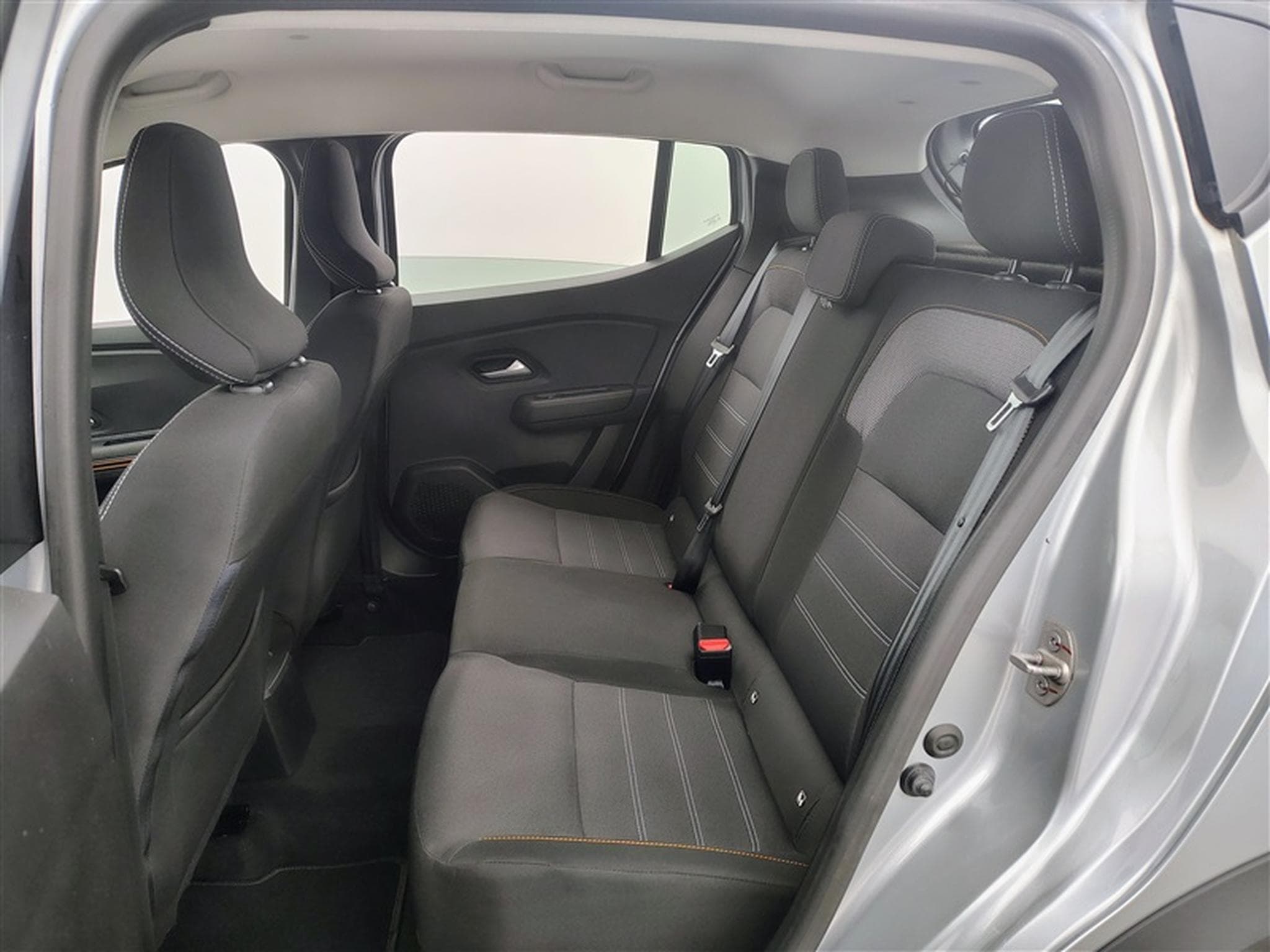 Dacia Sandero Stepway 1.0 TCe *NAVI/FULL LED/CAMERA/CARPLAY/PDC AV* (2022) - Photo 13
