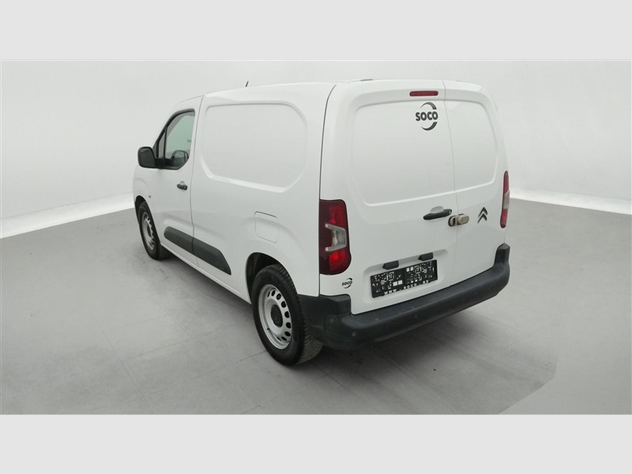 Citroen Berlingo 1.2 PureTech 130cv EAT8 Worker 3pl. NAVI / PDC AV+AR (2020) - Photo 2