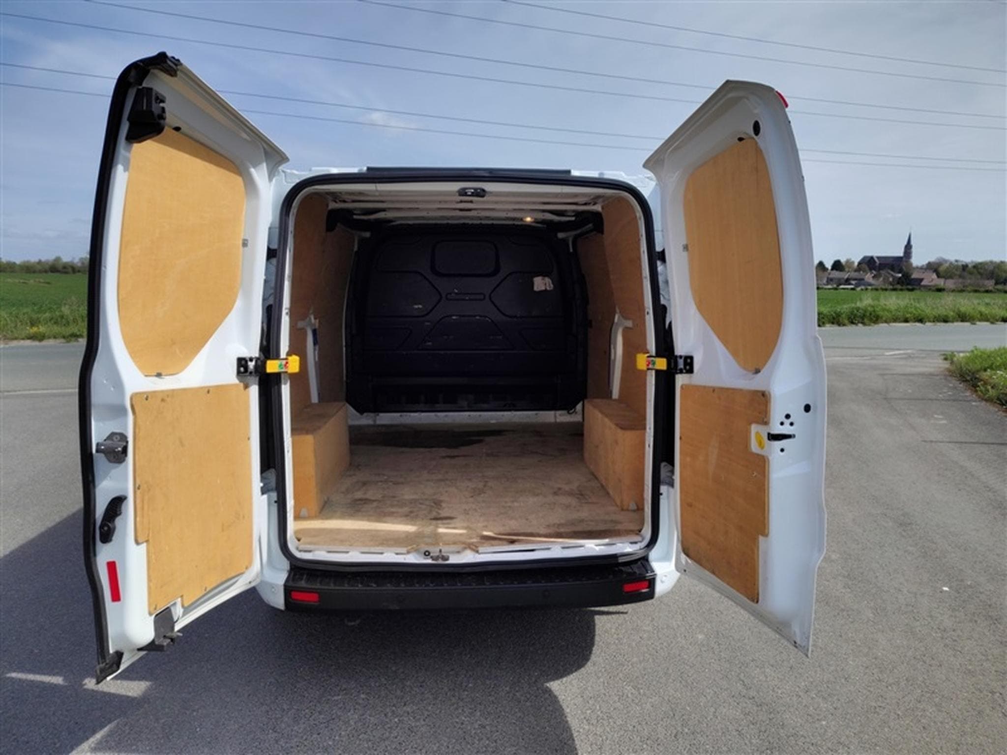 Ford Transit 2.0 TDCi L1H1 3PL CLIM / PDC AV-AR (2022) - Photo 14